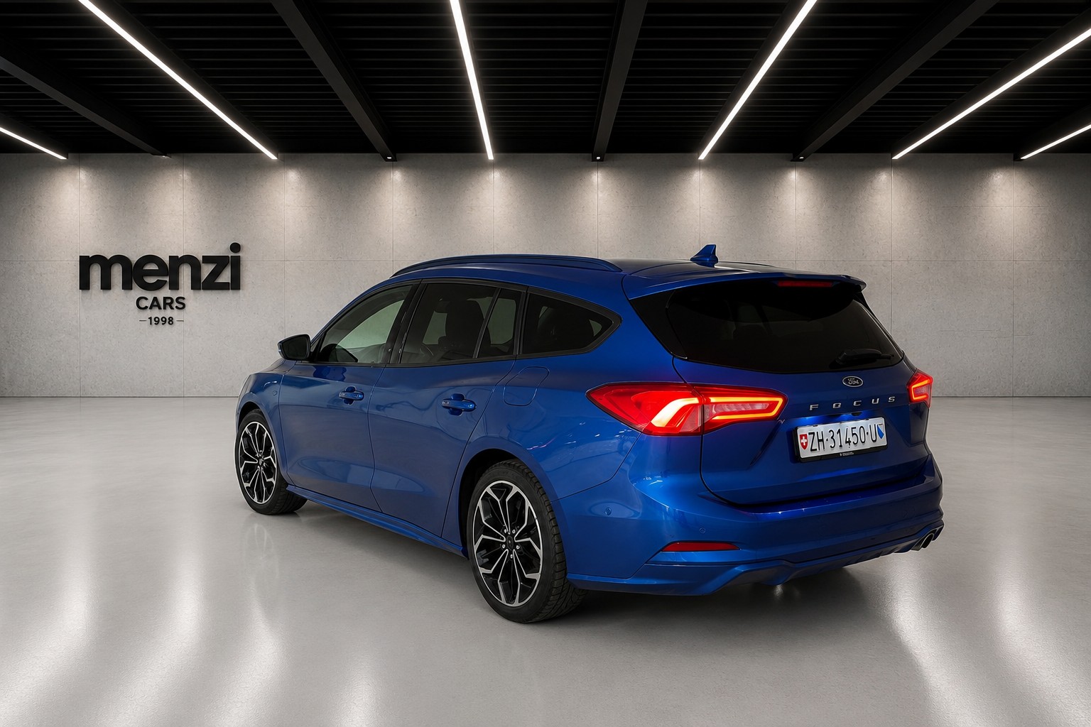 FORD Focus 1.0 SCTi ST Line Automatic-image-4