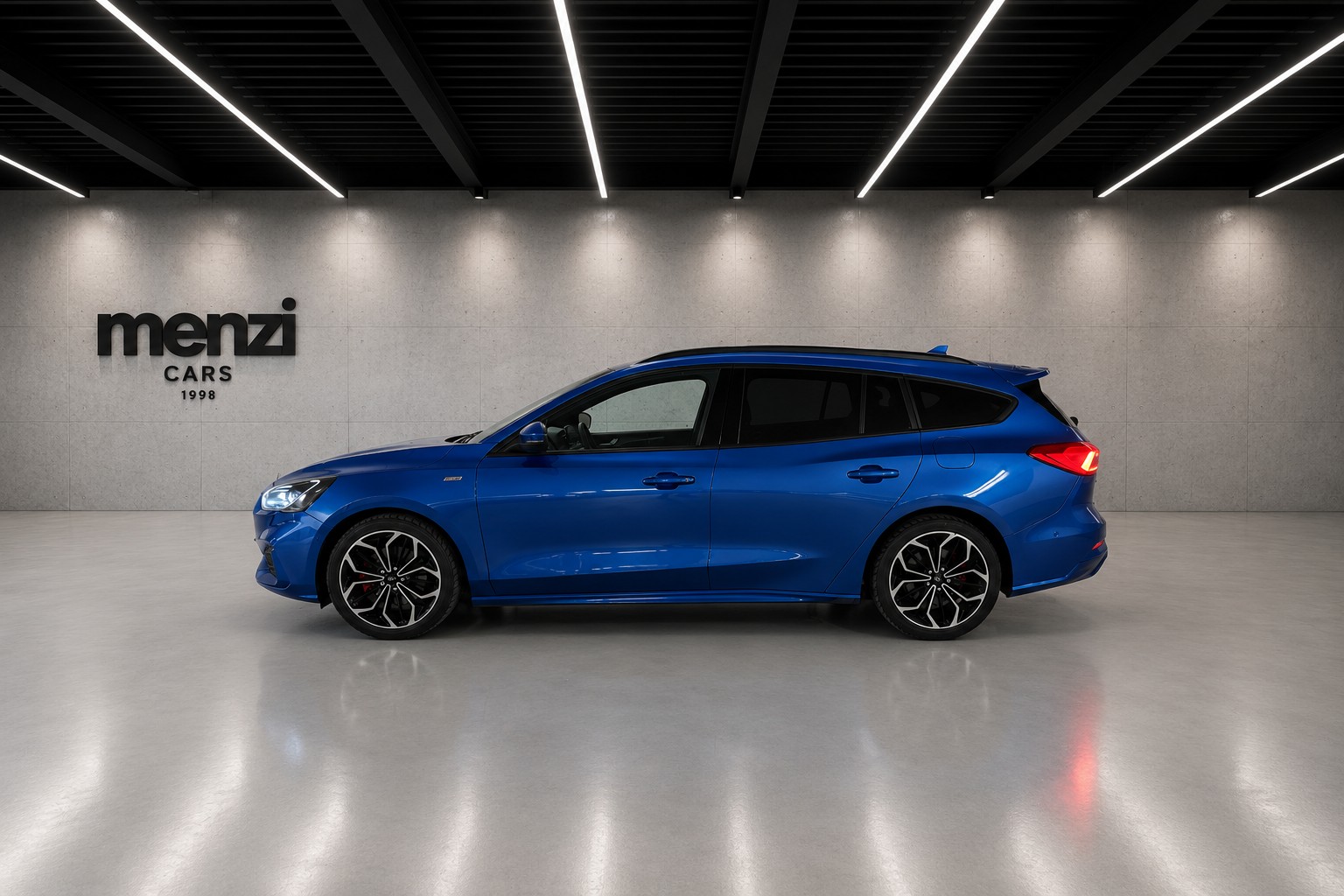 FORD Focus 1.0 SCTi ST Line Automatic-image-2