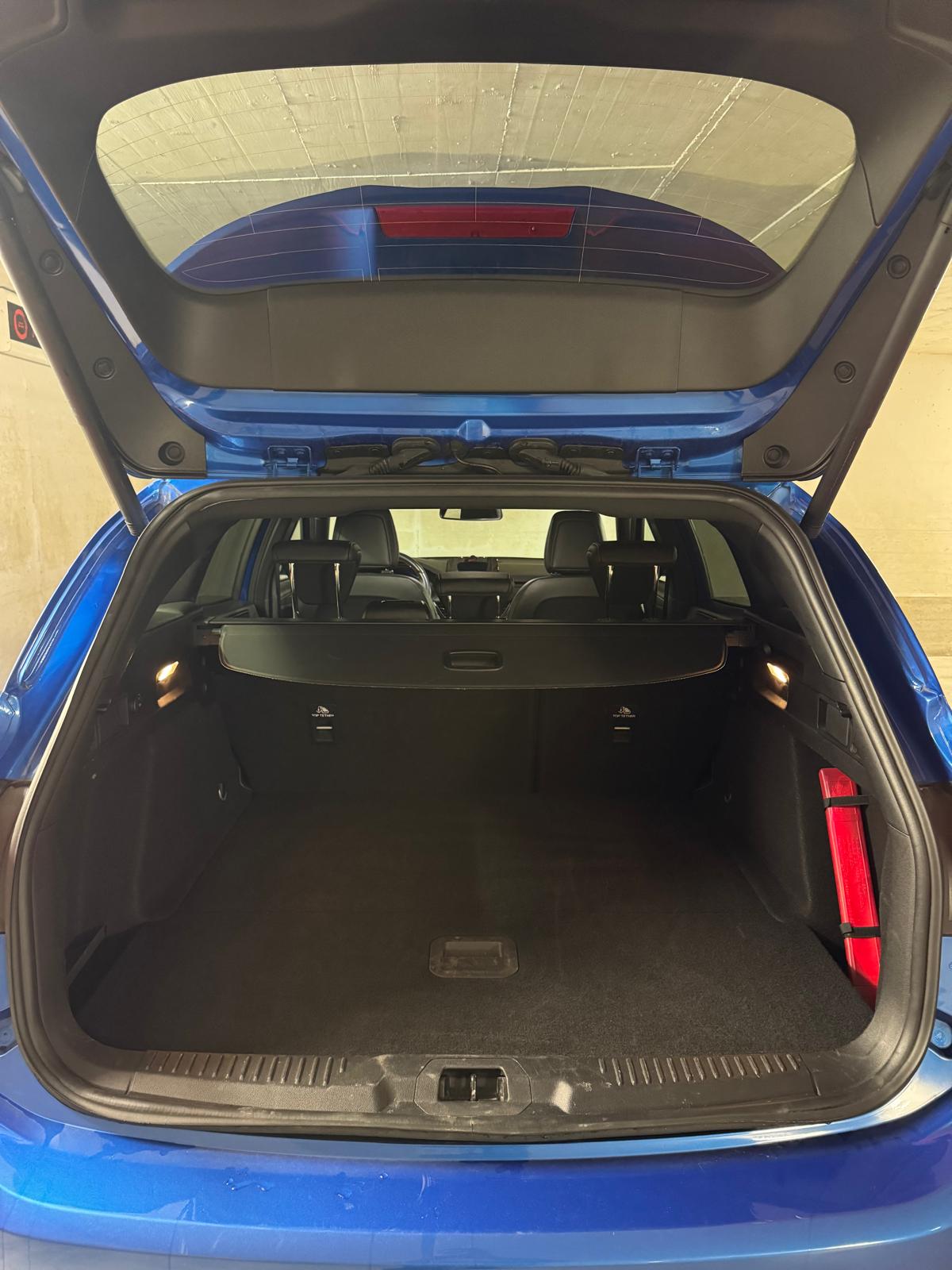 FORD Focus 1.0 SCTi ST Line Automatic-image-9