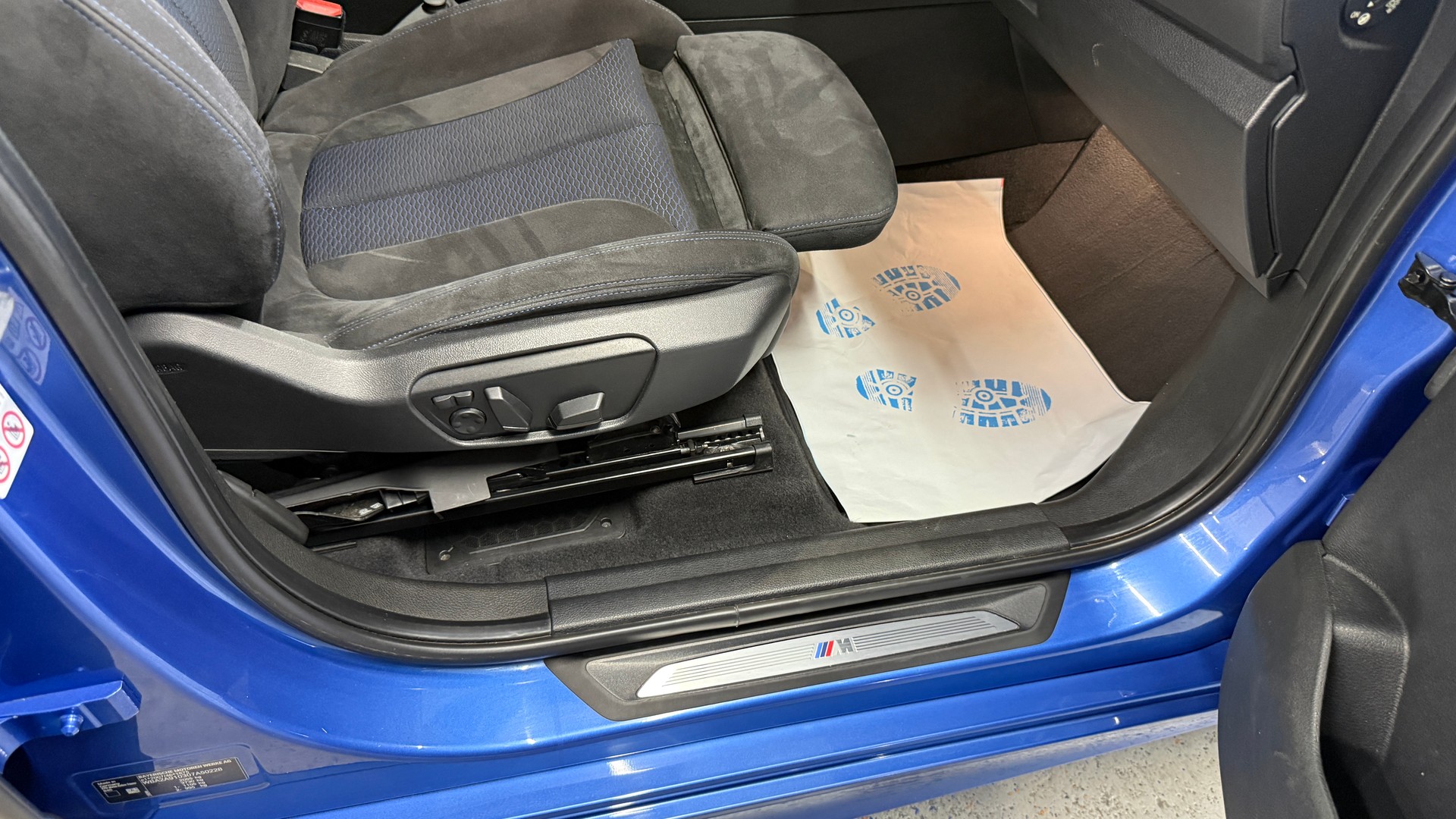 BMW 225i xDrive Active Tourer M Sport Steptronic, guter Ausstattung Perle-image-16
