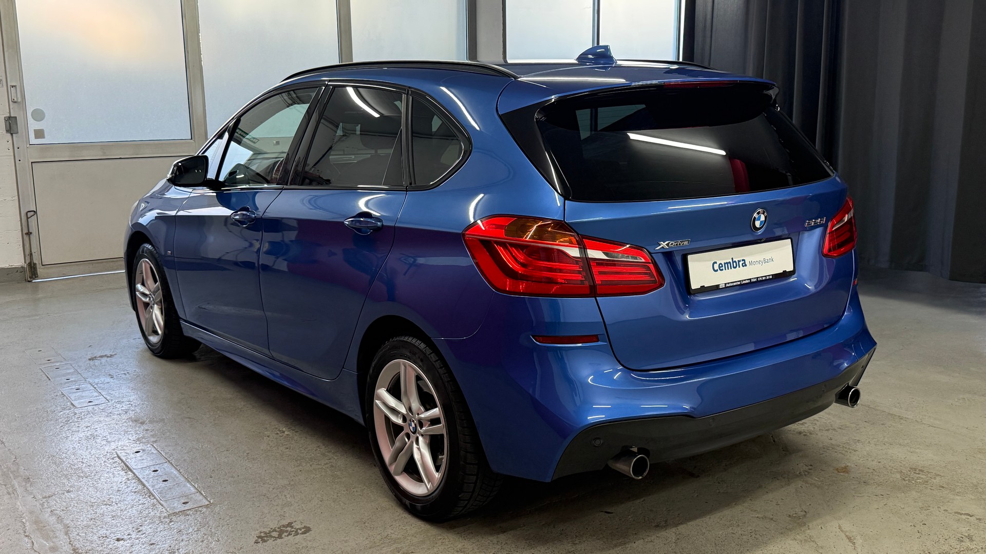 BMW 225i xDrive Active Tourer M Sport Steptronic, guter Ausstattung Perle-image-5