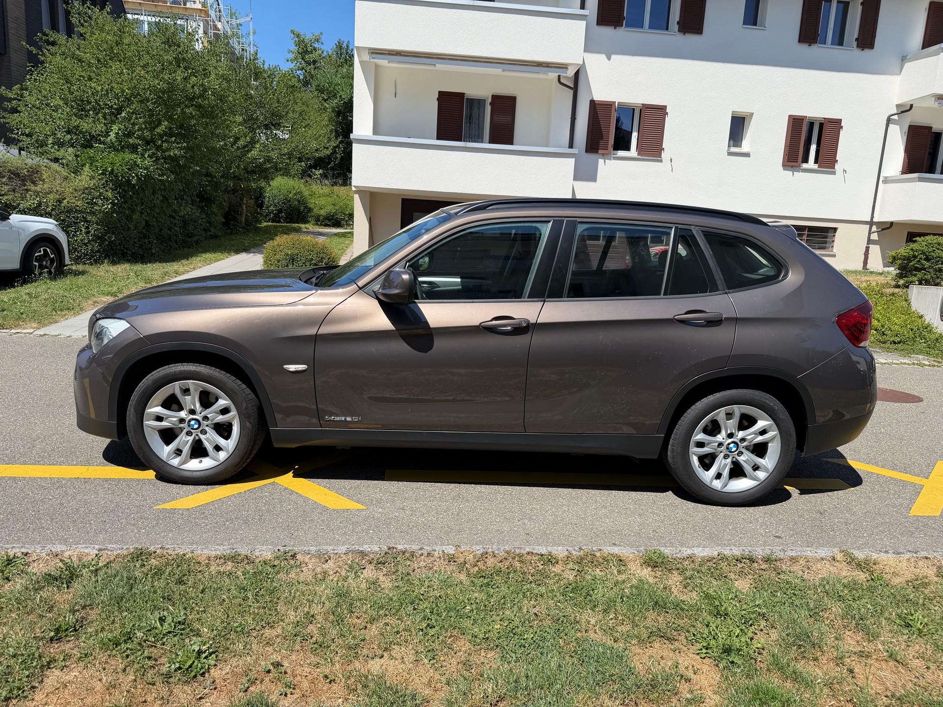BMW X1 xDrive 20i/ FRISCH AB MFK. 21. 04. 2026 & SERVICE-image-2