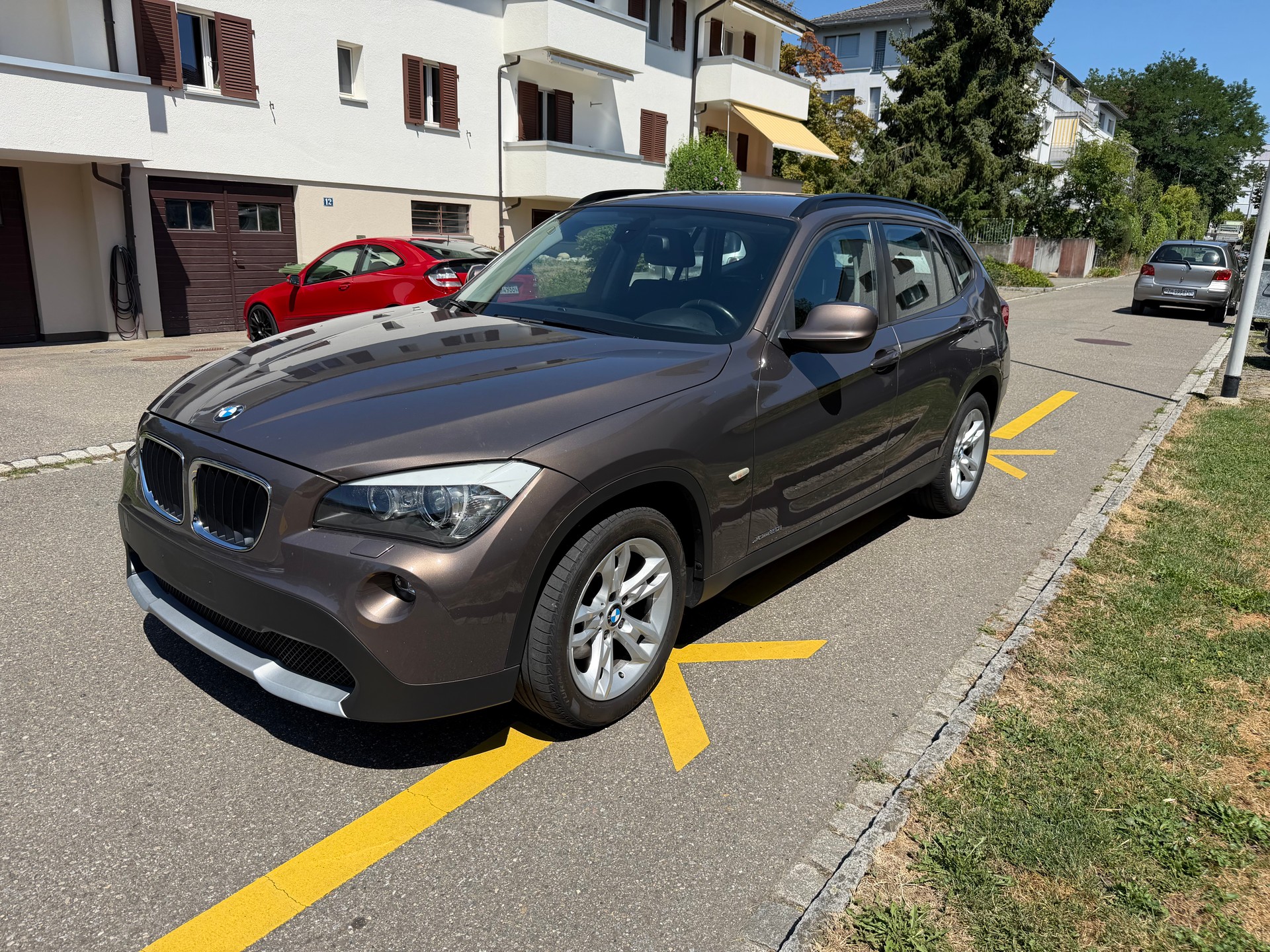 BMW X1 xDrive 20i/ FRISCH AB MFK. 21. 04. 2026 & SERVICE-image-1