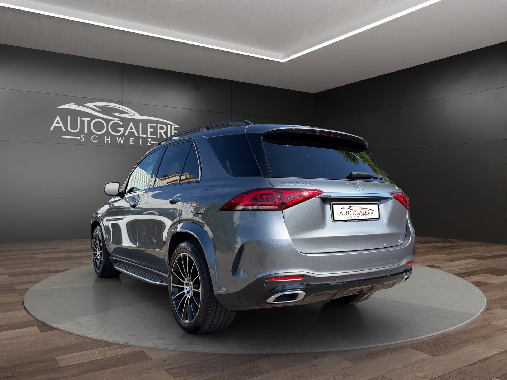 MERCEDES-BENZ GLE 350 e 4Matic AMG Line | CH | Gratis Service | AHK | MBUX | Burmester | PREMIUM PLUS | Sitzklima |-image-2