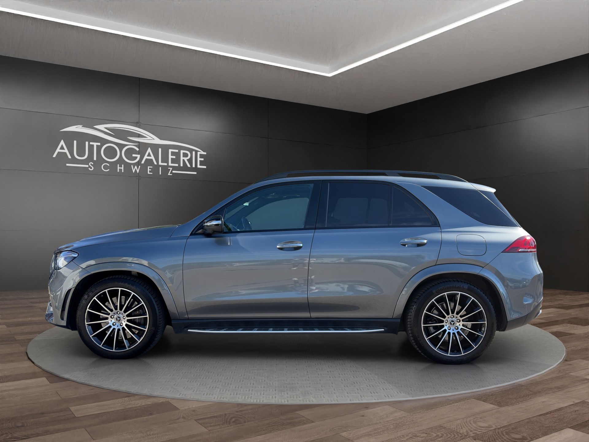 MERCEDES-BENZ GLE 350 e 4Matic AMG Line | CH | Gratis Service | AHK | MBUX | Burmester | PREMIUM PLUS | Sitzklima |-image-1