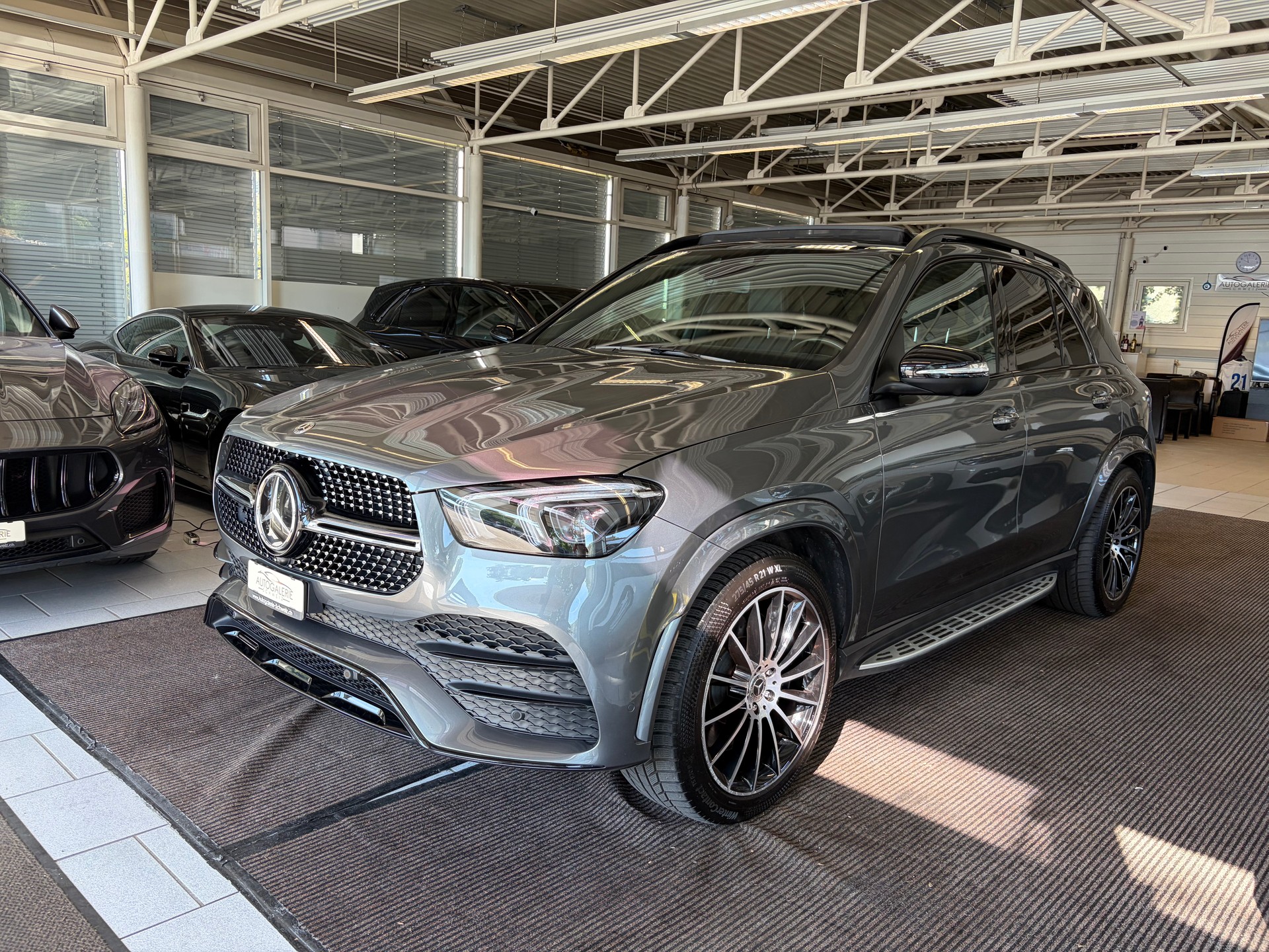 MERCEDES-BENZ GLE 350 e 4Matic AMG Line | CH | Gratis Service | AHK | MBUX | Burmester | PREMIUM PLUS | Sitzklima |-image-8