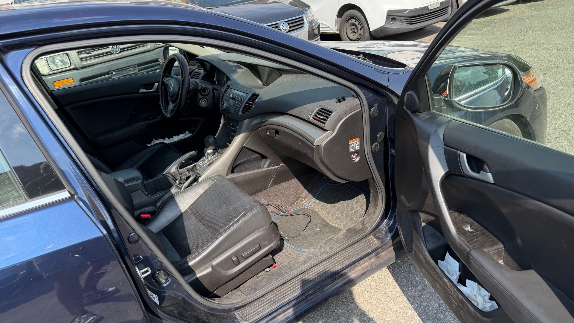 HONDA Accord 2.4i 16V Executive-Plus Automatic-image-4
