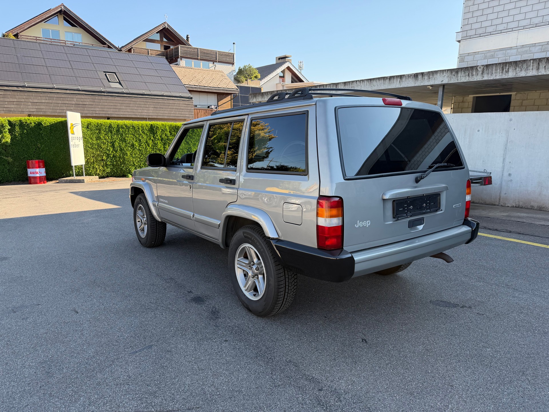 JEEP Cherokee 4.0 Classic-image-2