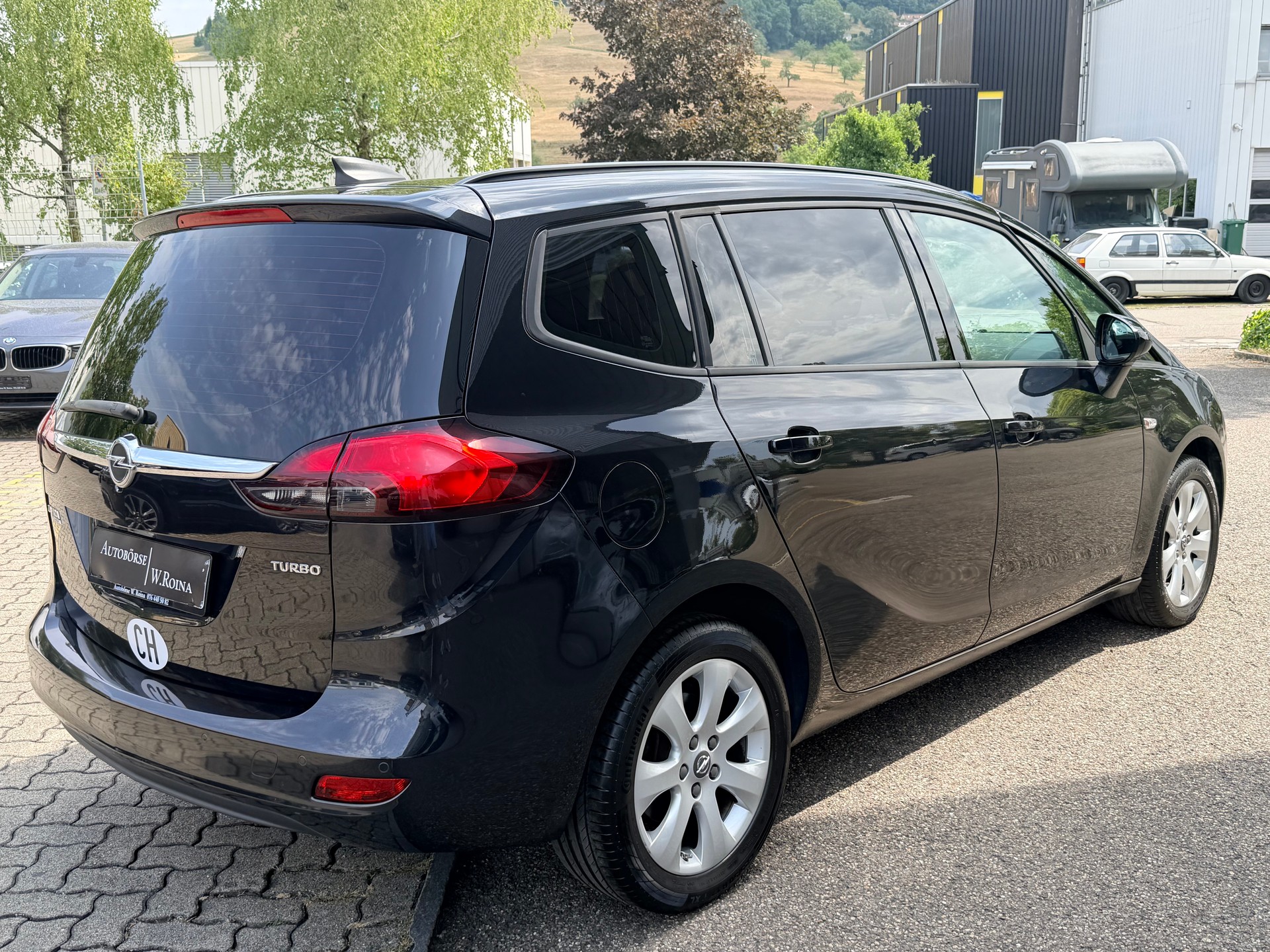 OPEL Zafira Tourer 1.4i 16V Turbo Automatic-image-2
