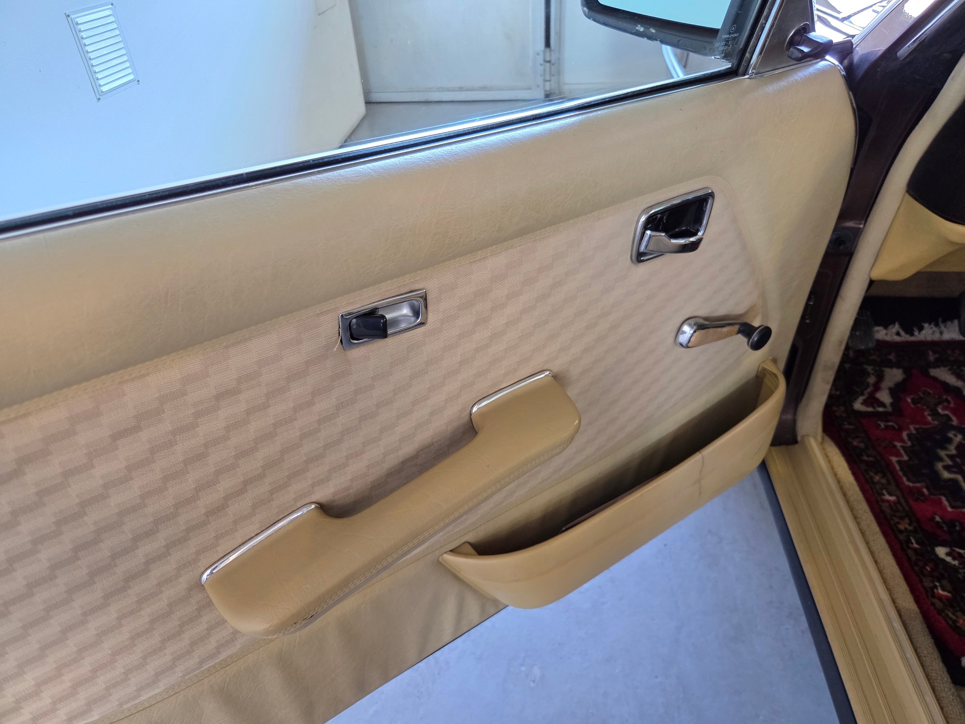 MERCEDES-BENZ CE-image-11