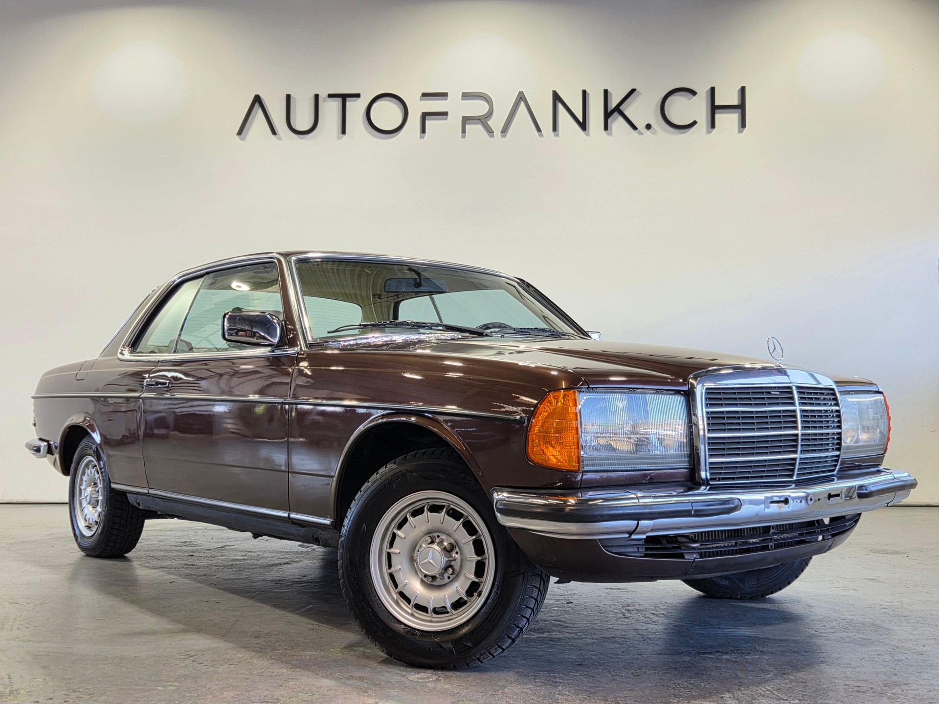 MERCEDES-BENZ CE-image-3