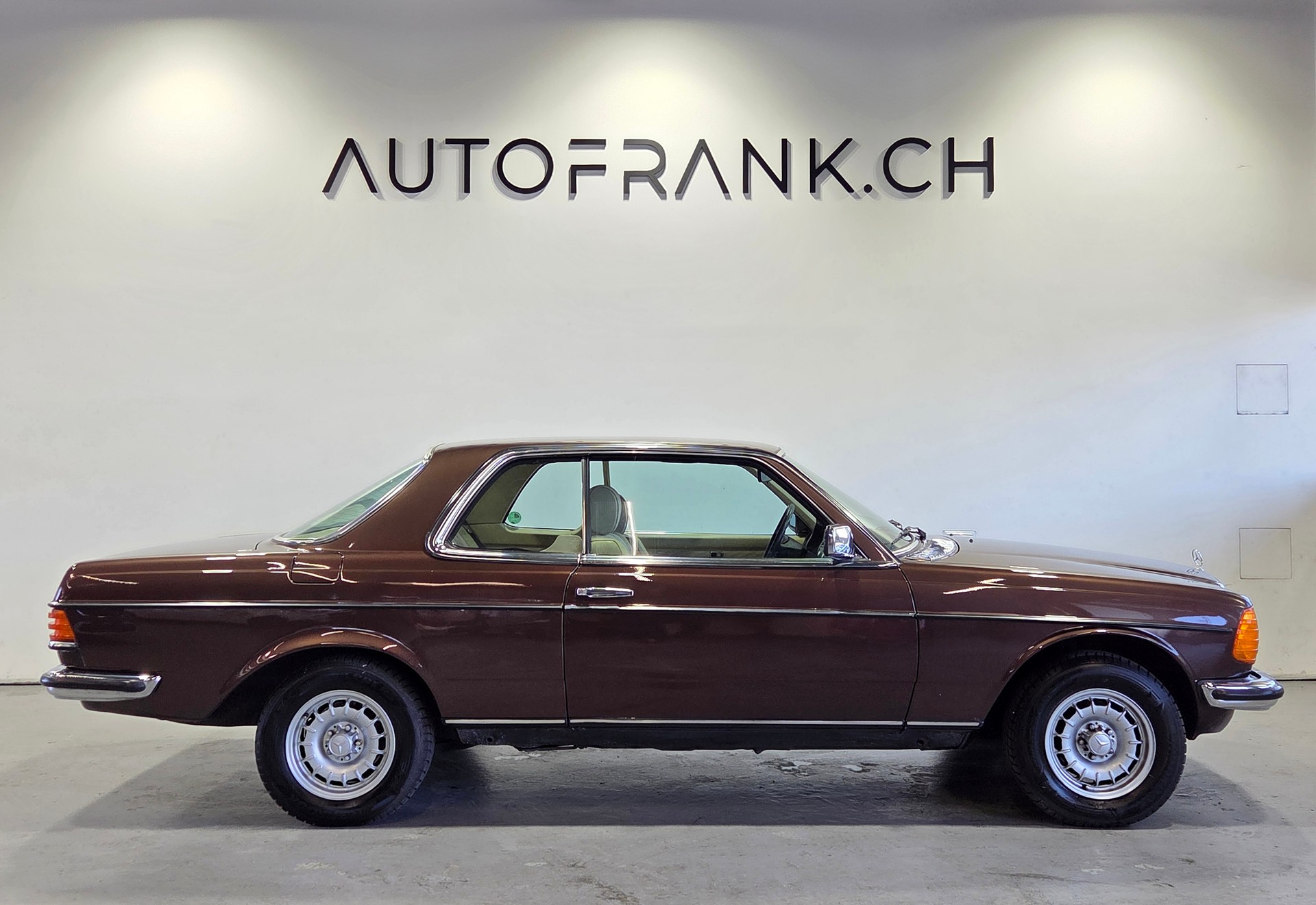MERCEDES-BENZ CE-image-7