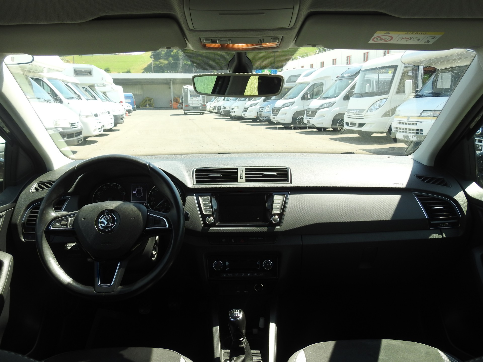 SKODA Fabia 1.0 TSI Ambition-image-15