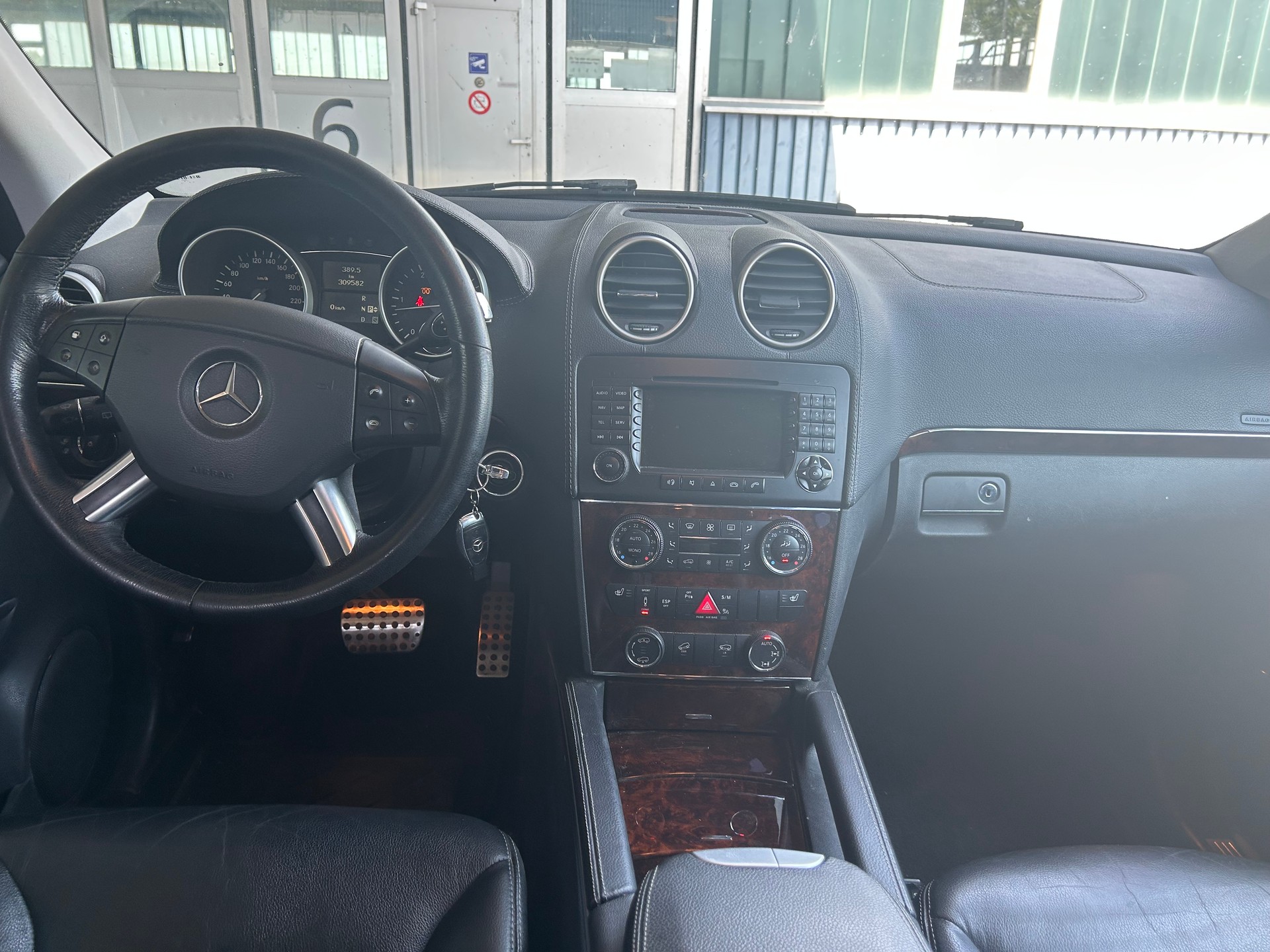 MERCEDES-BENZ GL 450 (420) CDI 4Matic 7G-Tronic-image-6