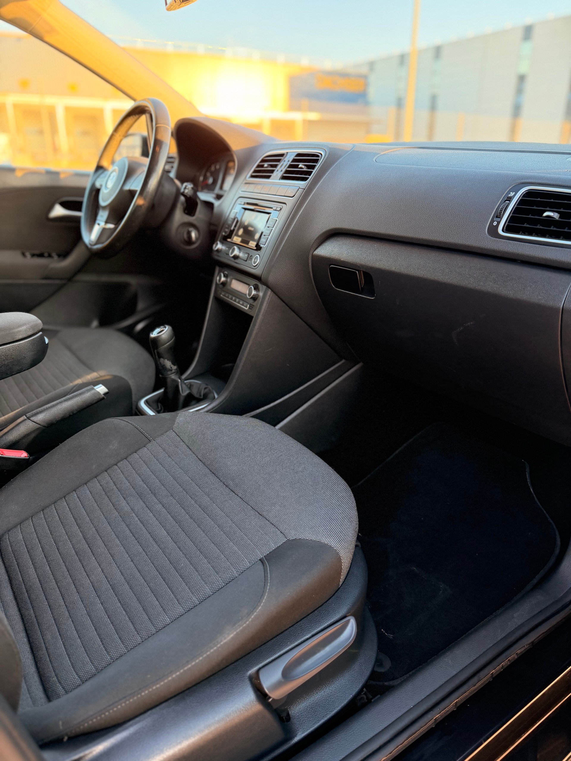 VW Polo 1.2 TSI Team-image-26