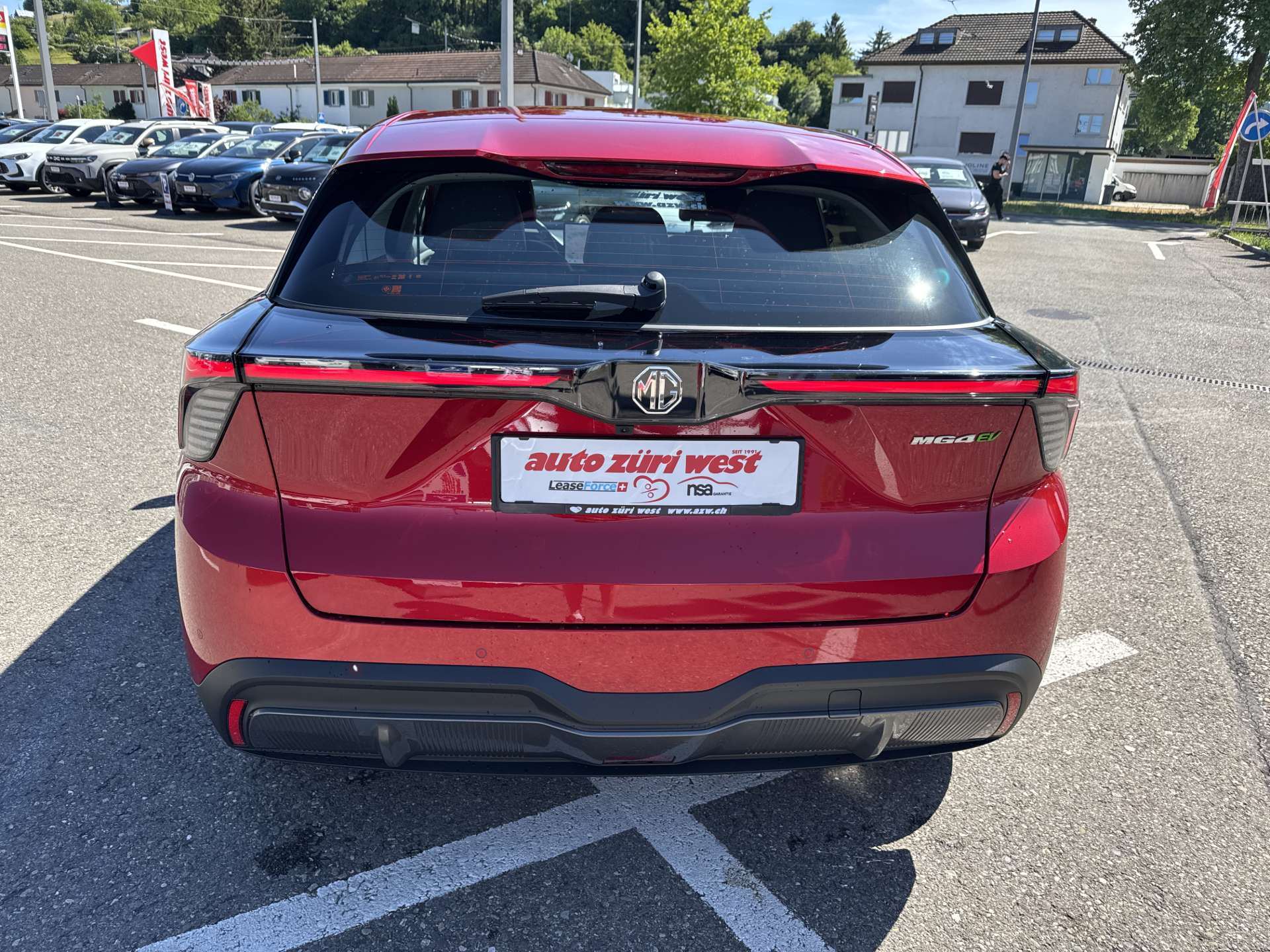 MG 4 EV 64kWh Premium Facelift Automat-image-14