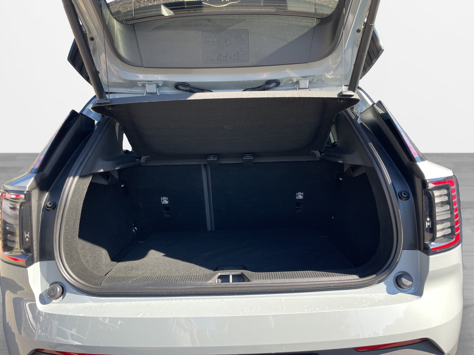 VOLVO EX 30 E60 Twin Ultra Performance AWD-image-14