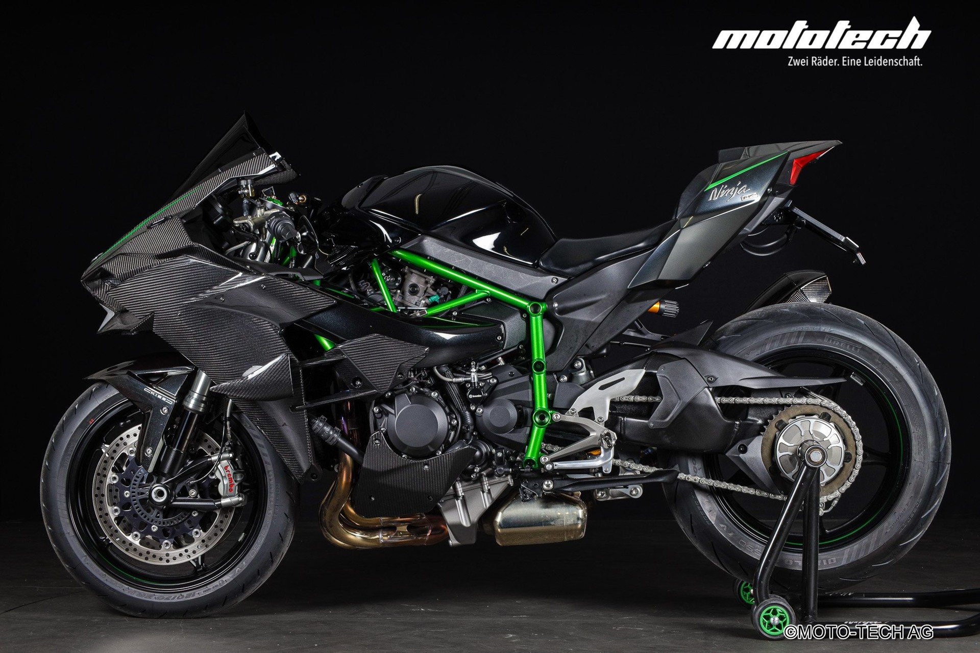 KAWASAKI Ninja H2 Carbon ABS AKRAPOVIC-image-4