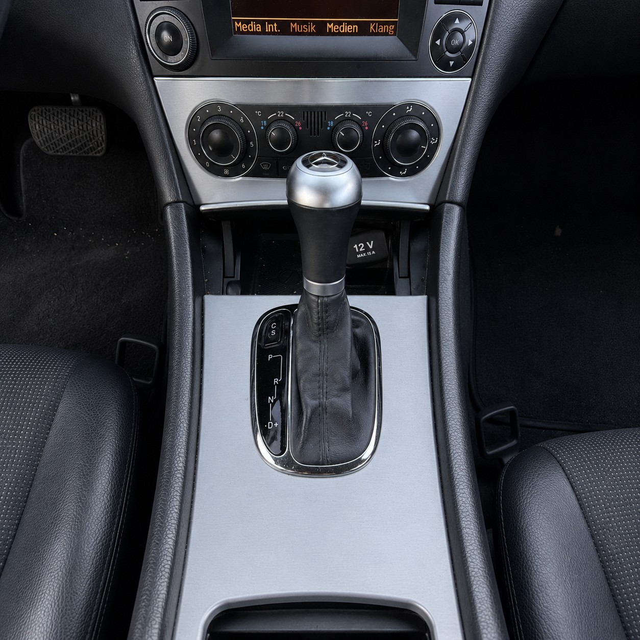 MERCEDES-BENZ CLC 220 CDI Automatic-image-7