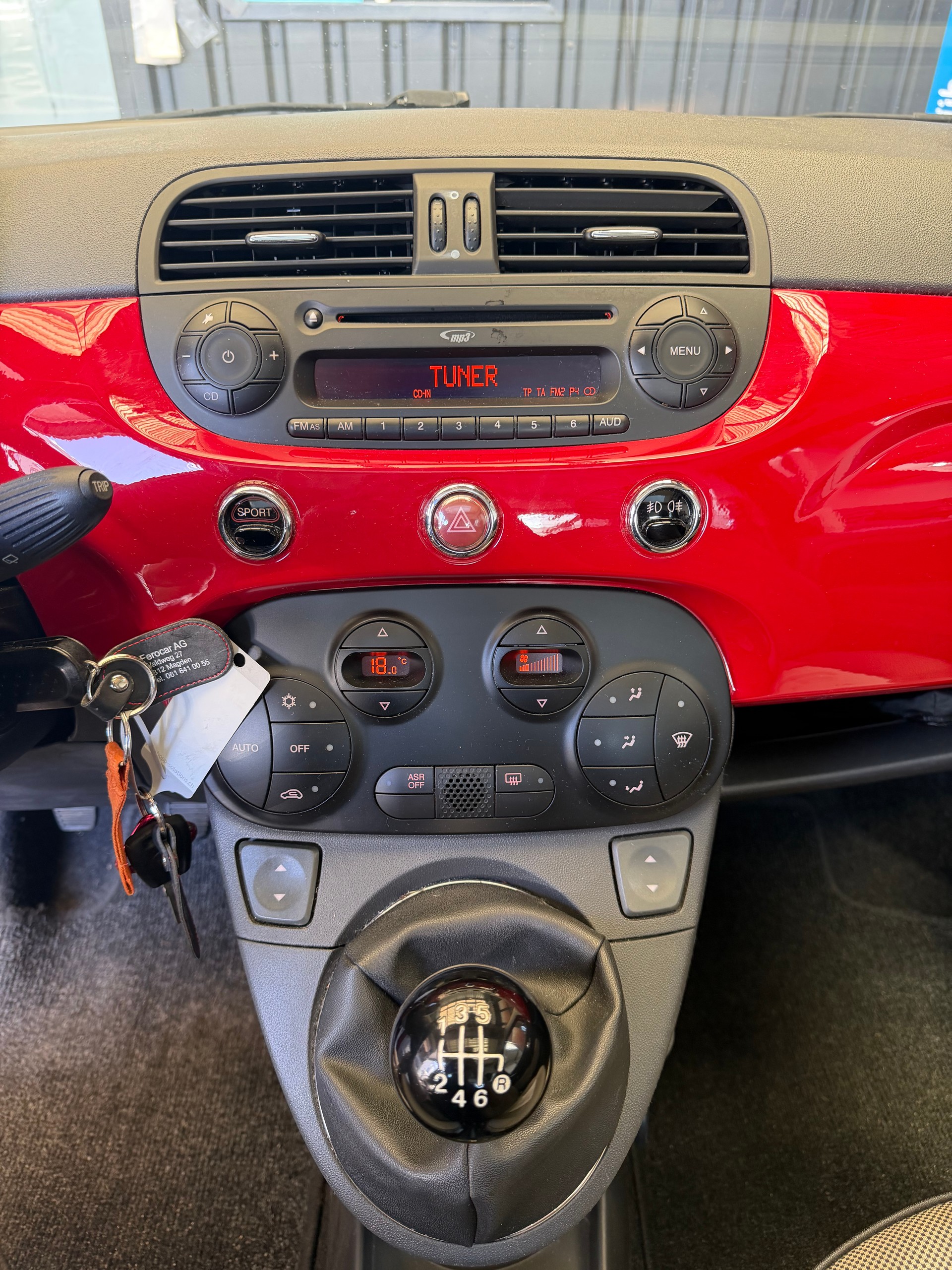FIAT 500C 1.4 16V Lounge-image-5