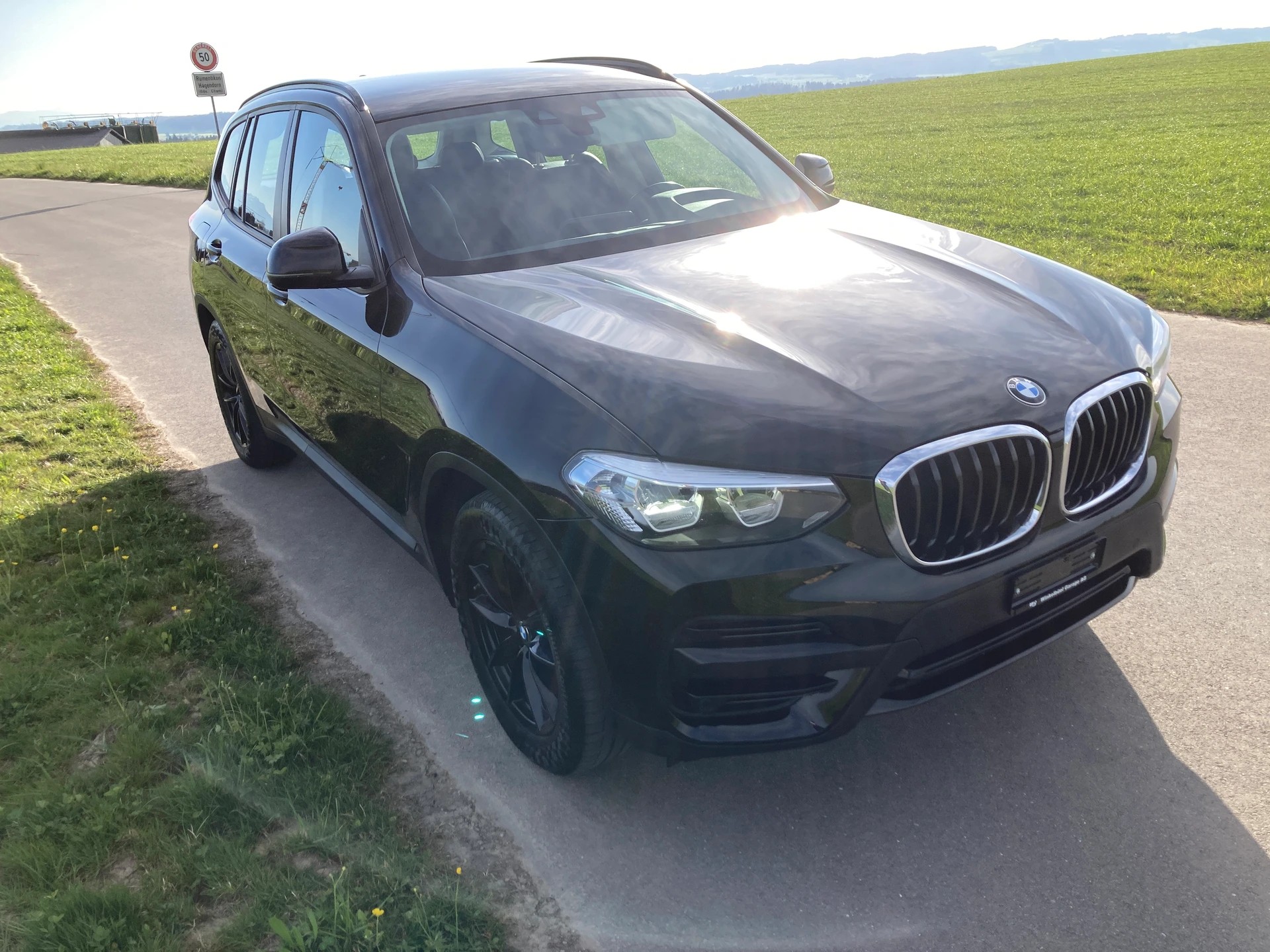BMW X3 xDrive 48V 20d xLine Steptronic mit Anhängerkupplung-image-1