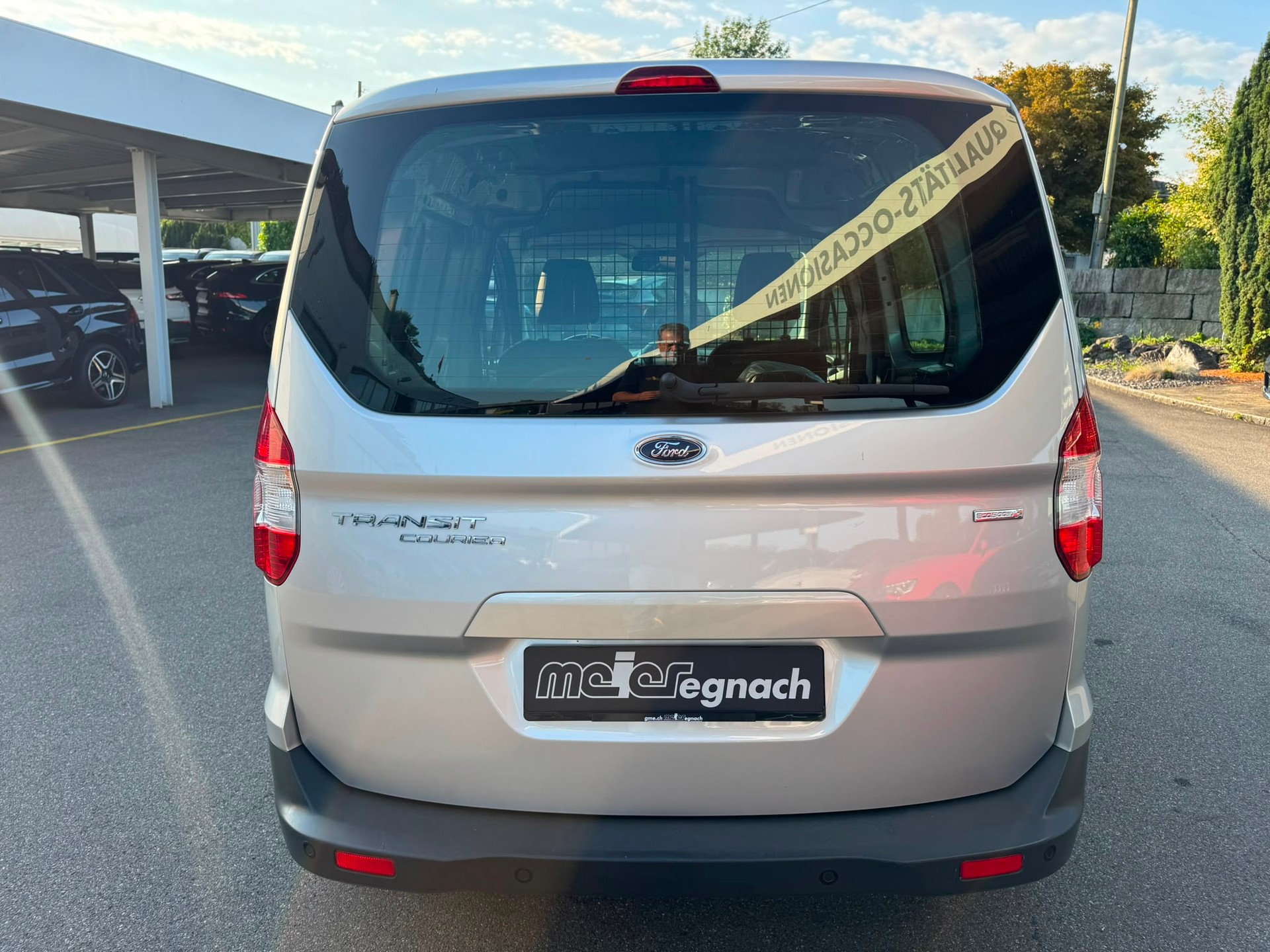 FORD Transit Courier Van 1.0 EcoBoost Ambiente-image-7