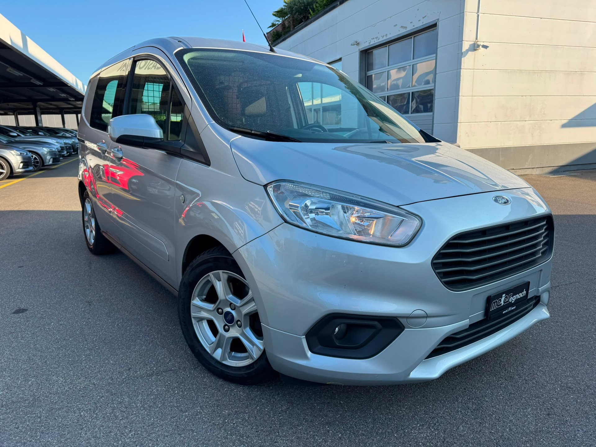FORD Transit Courier Van 1.0 EcoBoost Ambiente-image-2