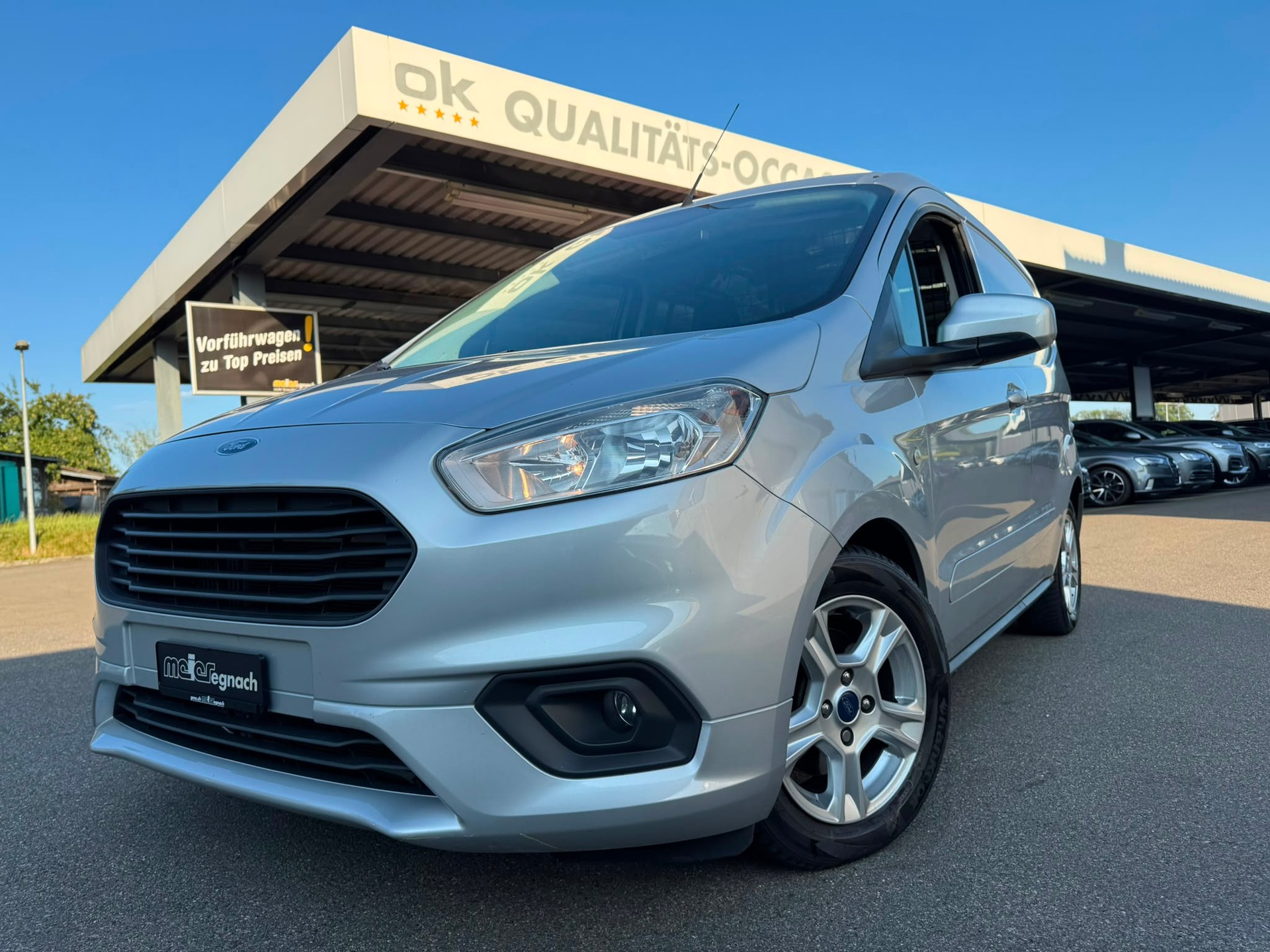 FORD Transit Courier Van 1.0 EcoBoost Ambiente-image-0