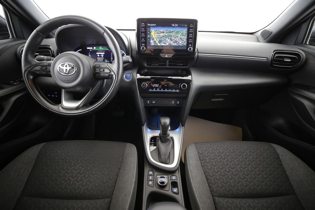 TOYOTA Yaris Cross 1.5 VVT-i HSD Trend AWD-i-image-7