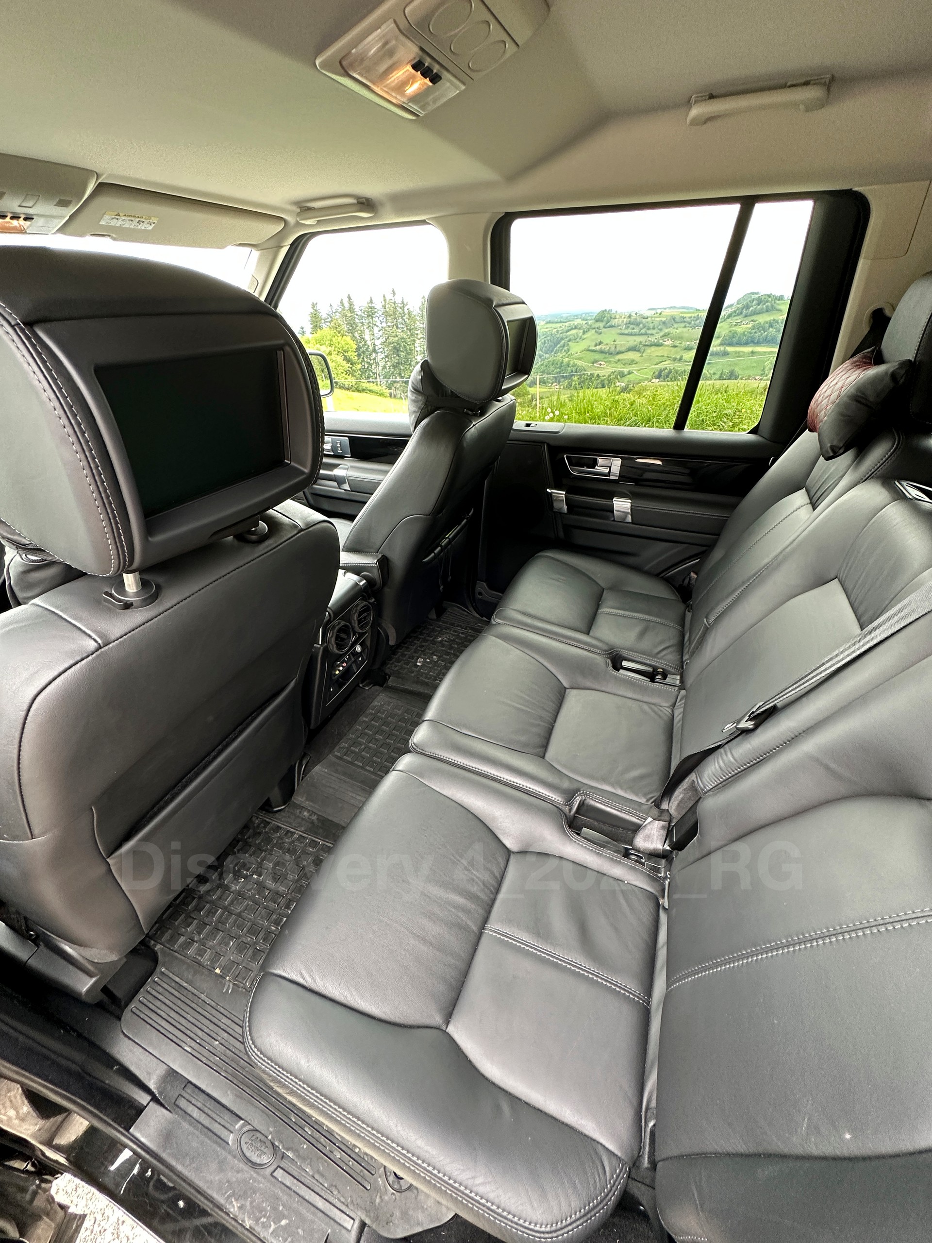 LAND ROVER 3.0 SDV6 HSE-image-14