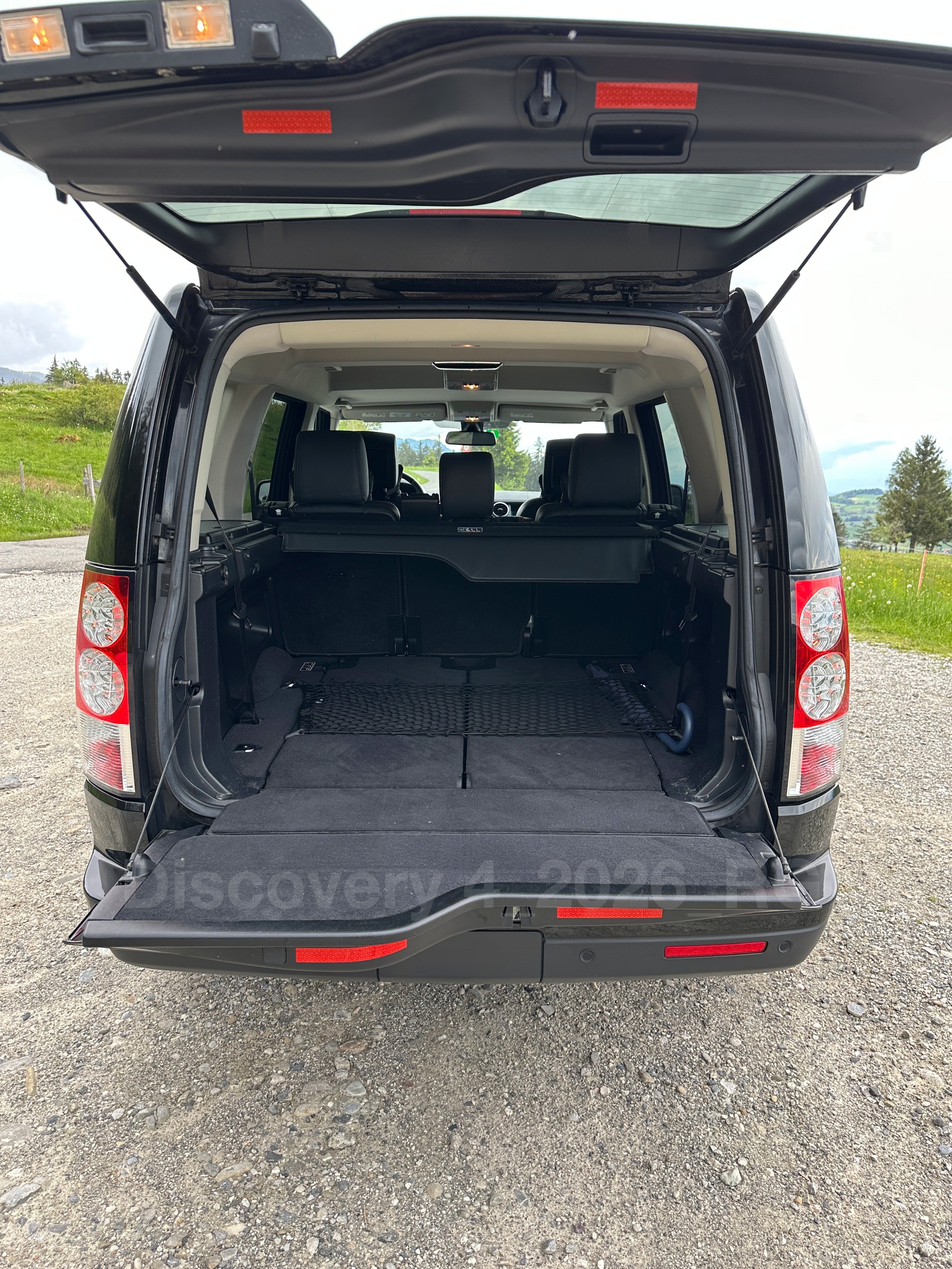 LAND ROVER 3.0 SDV6 HSE-image-16