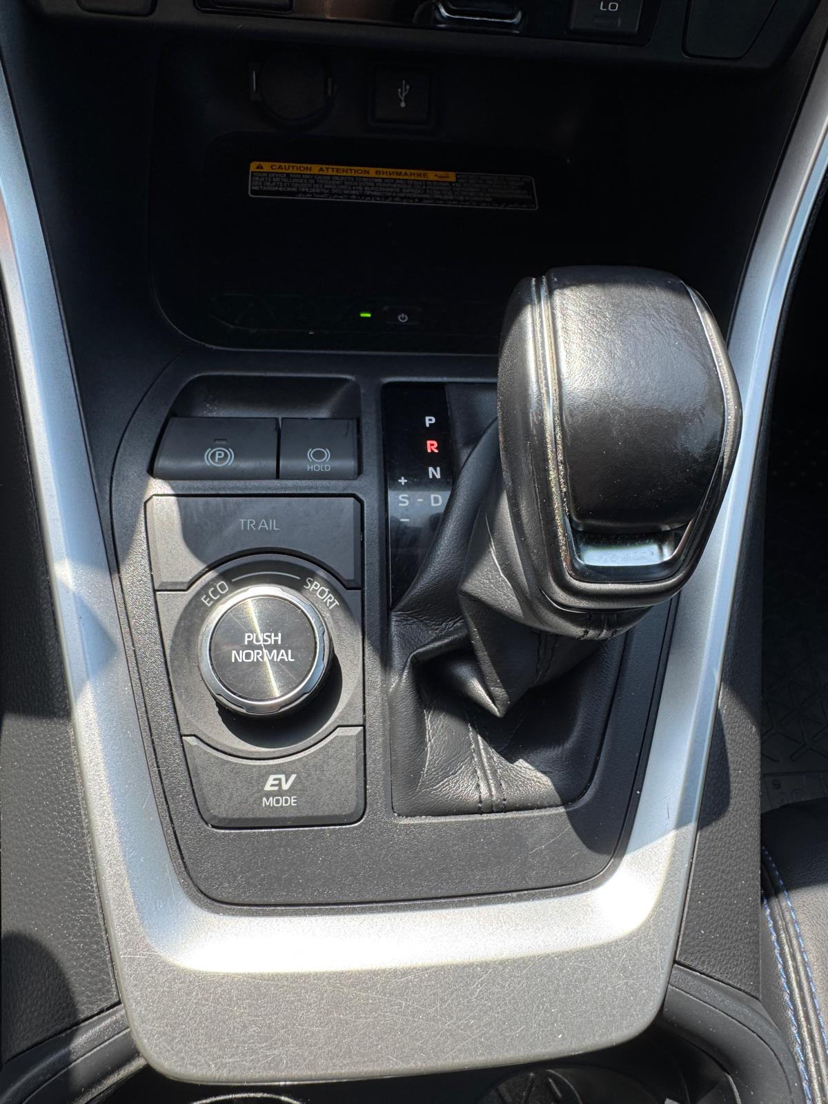 TOYOTA RAV-4 2.5 HSD Style e-CVT 4WD-image-28