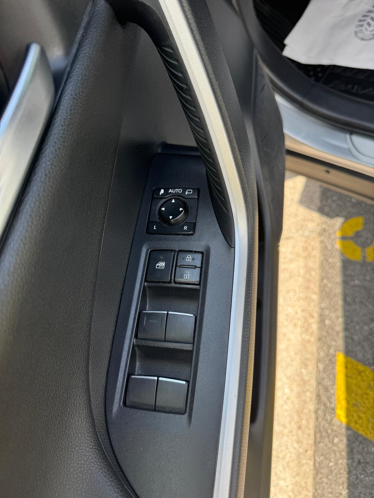 TOYOTA RAV-4 2.5 HSD Style e-CVT 4WD-image-12