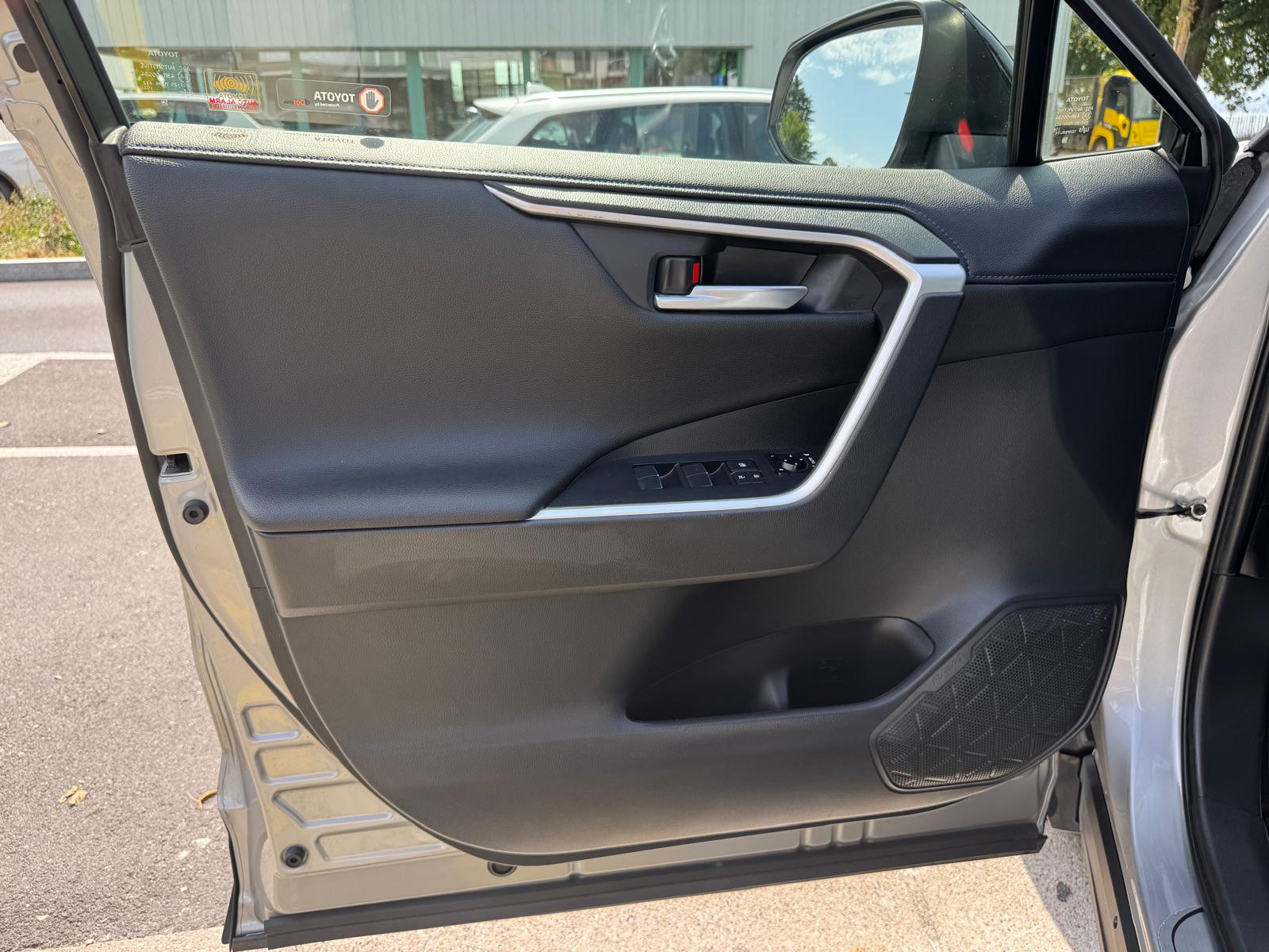 TOYOTA RAV-4 2.5 HSD Style e-CVT 4WD-image-11
