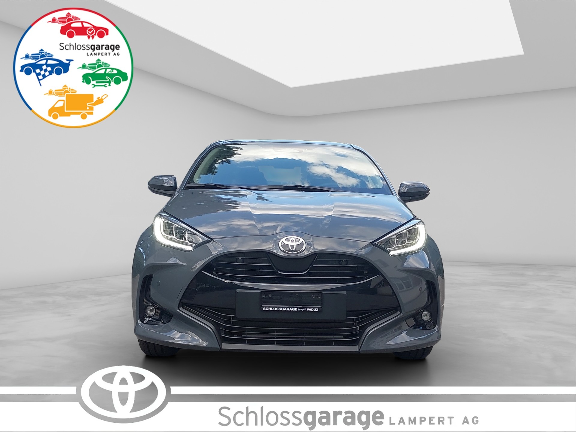 TOYOTA Yaris 1.5 VVT-i HSD Trend-image-0
