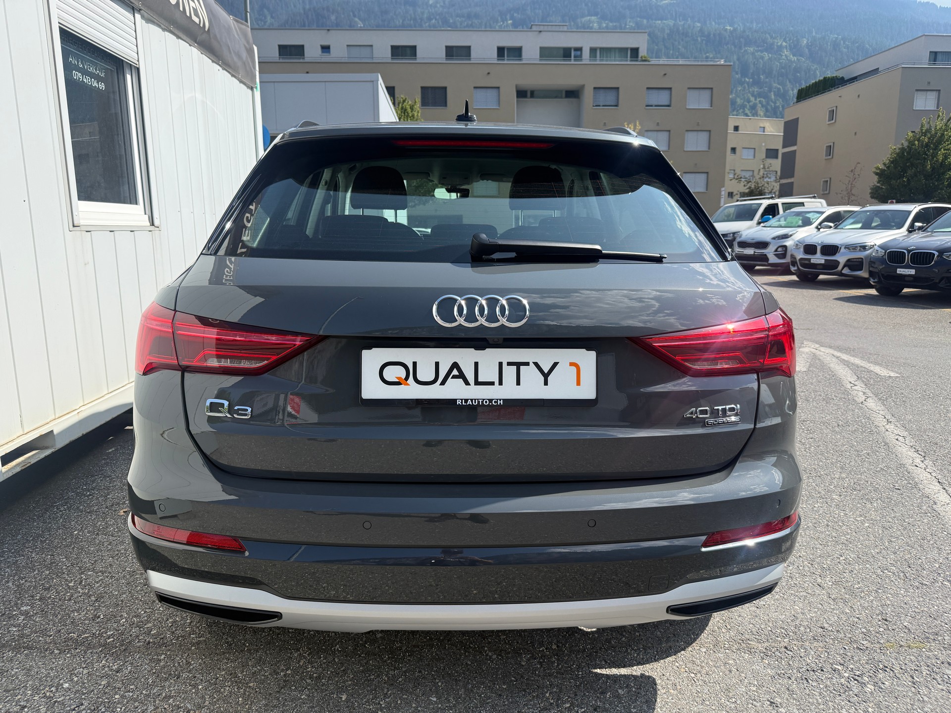 AUDI Q3 40 TDI advanced quattro S-tronic-image-4