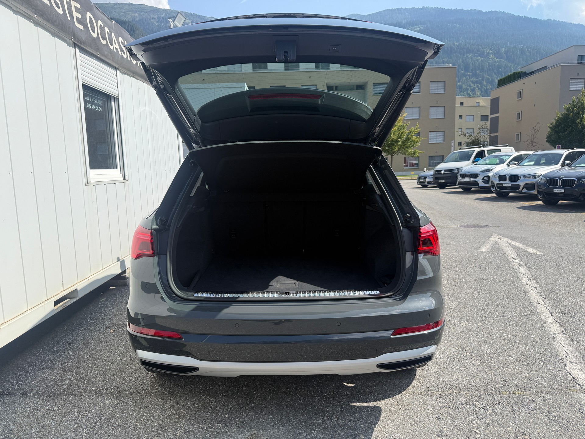 AUDI Q3 40 TDI advanced quattro S-tronic-image-5