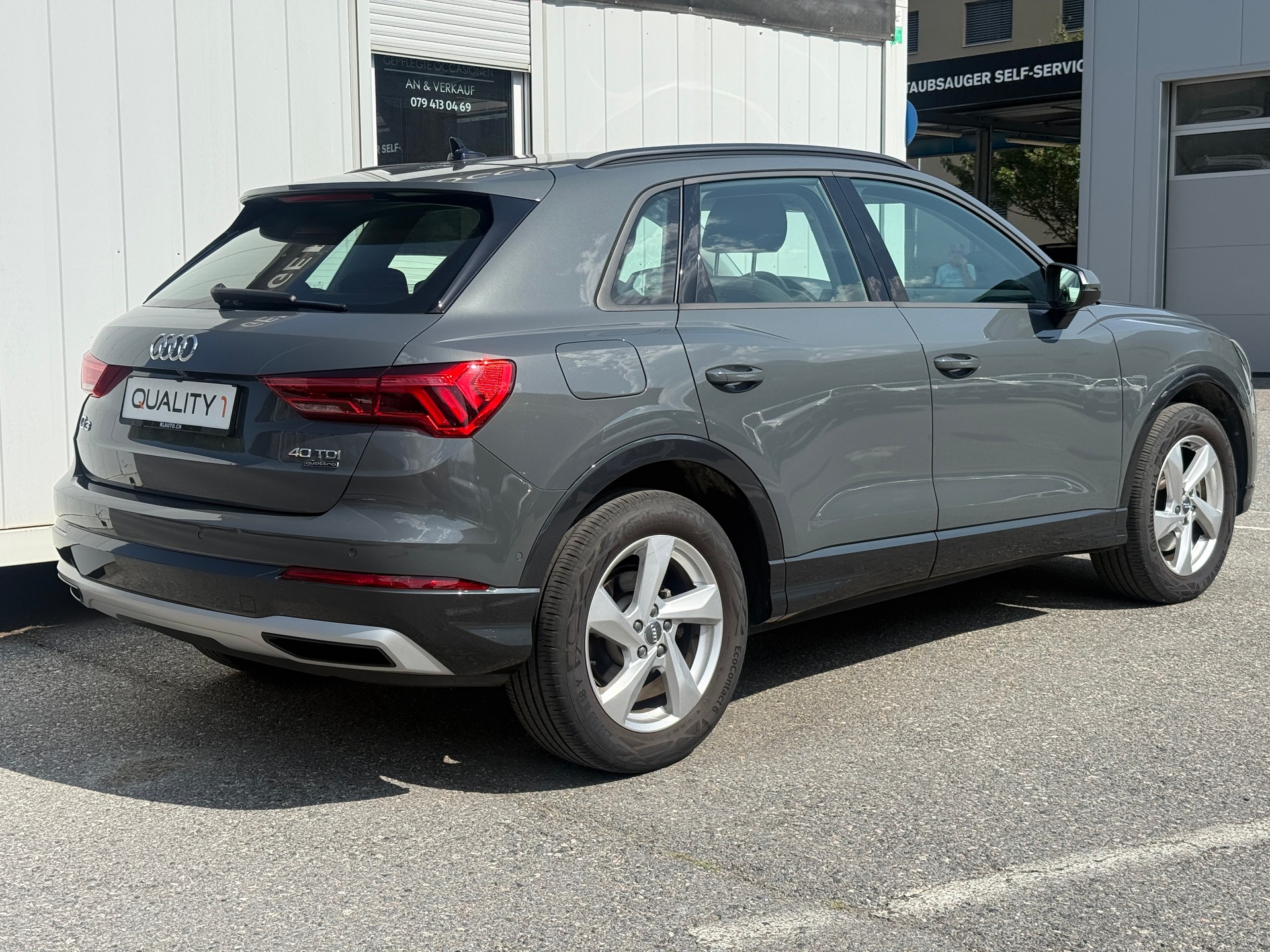 AUDI Q3 40 TDI advanced quattro S-tronic-image-3