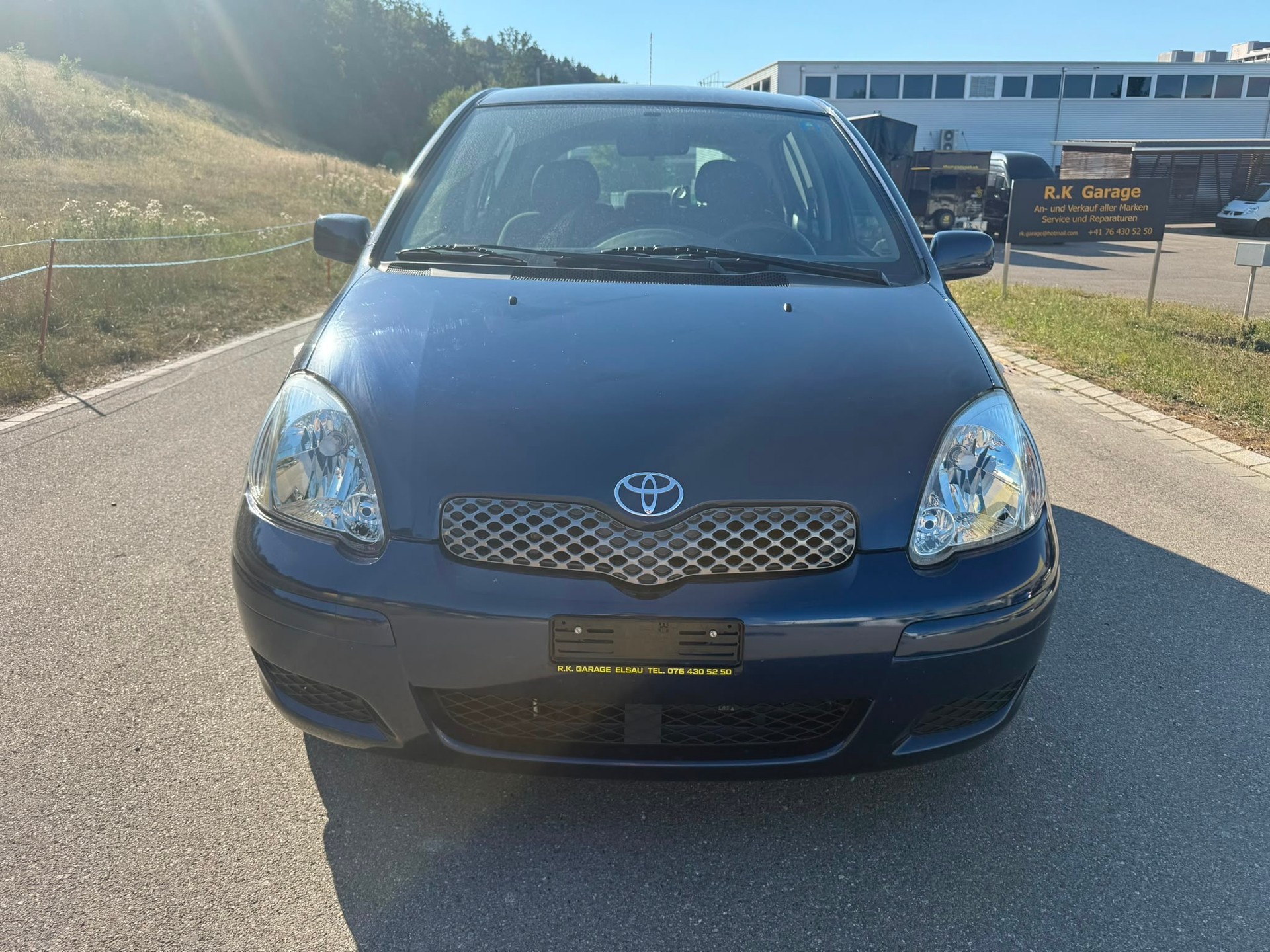 TOYOTA Yaris 1.3 Linea Sol-image-2