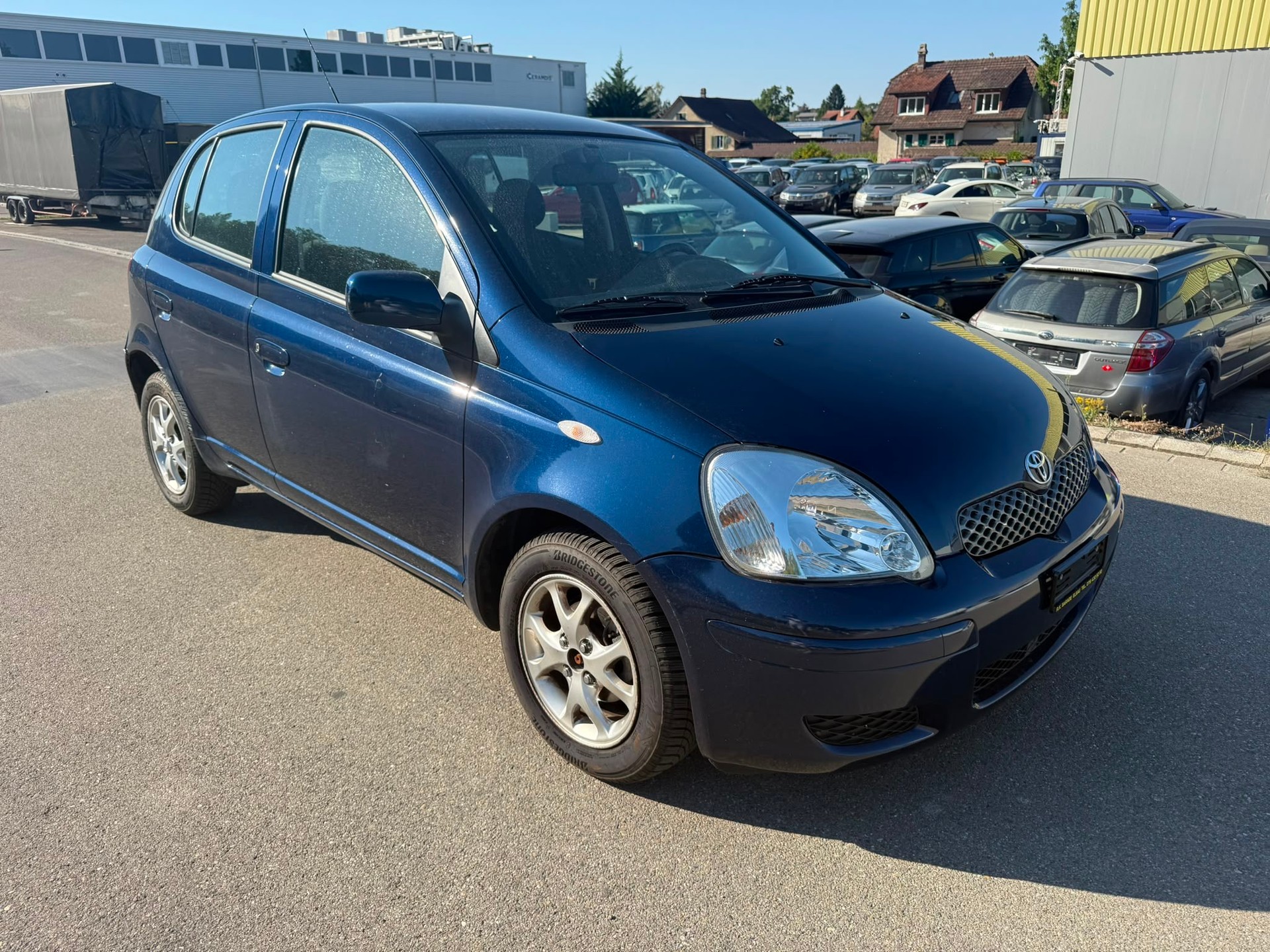 TOYOTA Yaris 1.3 Linea Sol-image-1