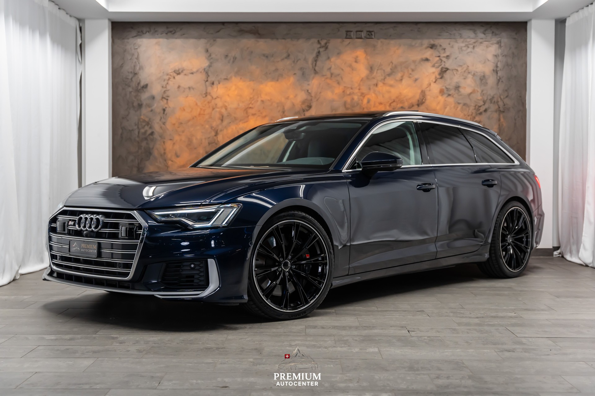 AUDI S6 Avant 3.0 TDI quattro tiptronic *Matrix*Panorama*360°*21"Alu*-image-0