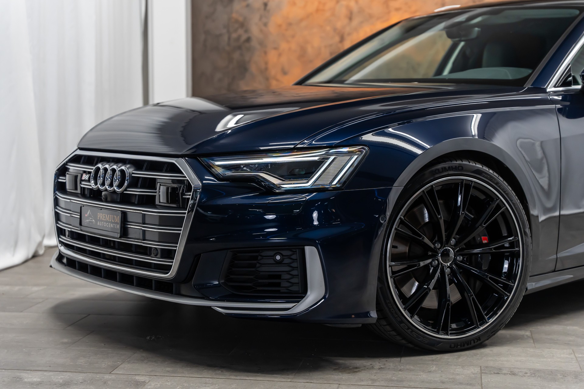 AUDI S6 Avant 3.0 TDI quattro tiptronic *Matrix*Panorama*360°*21"Alu*-image-1
