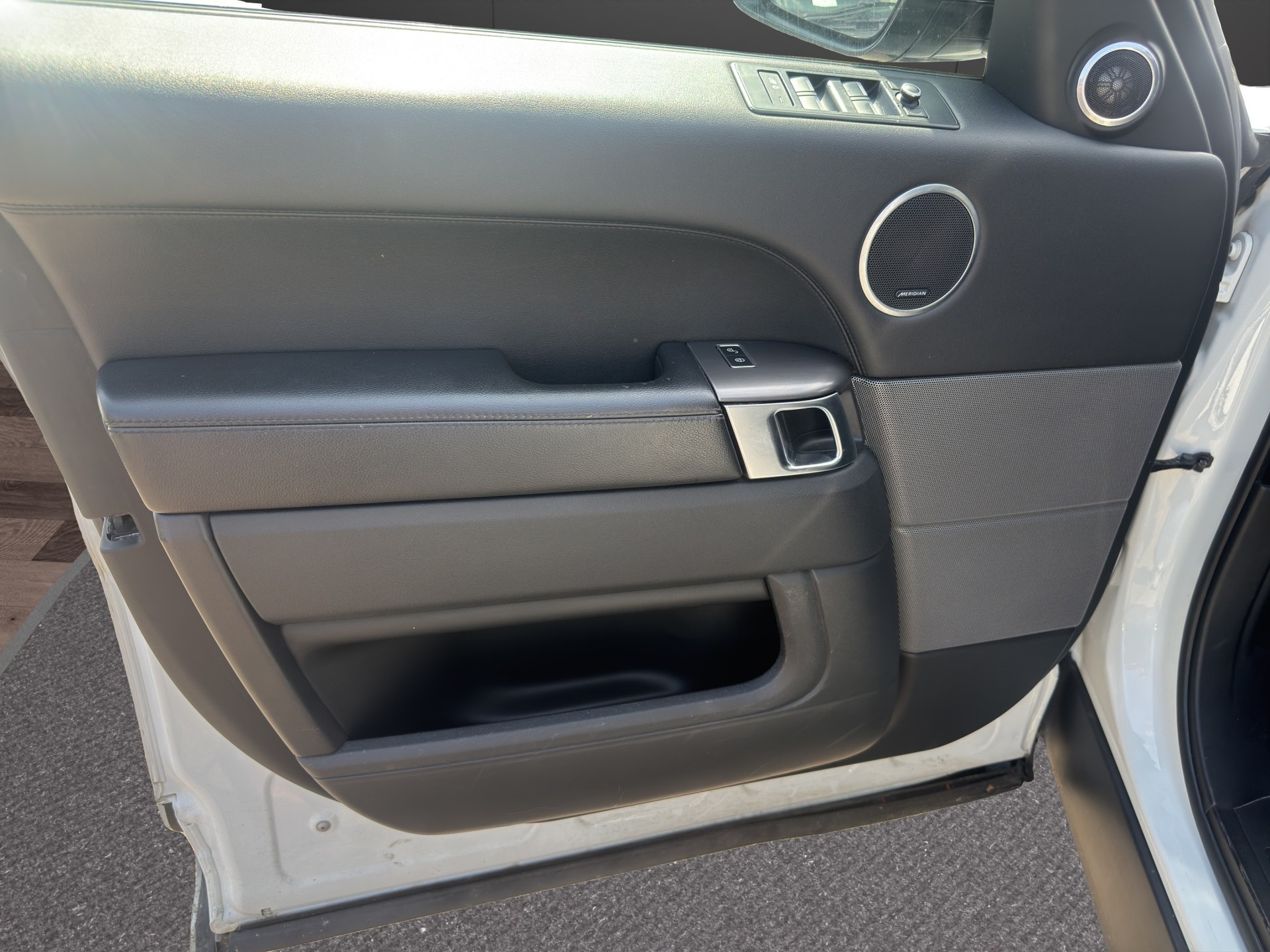 LAND ROVER Range Rover Sport 3.0 SDV6 SE Automatic-image-9