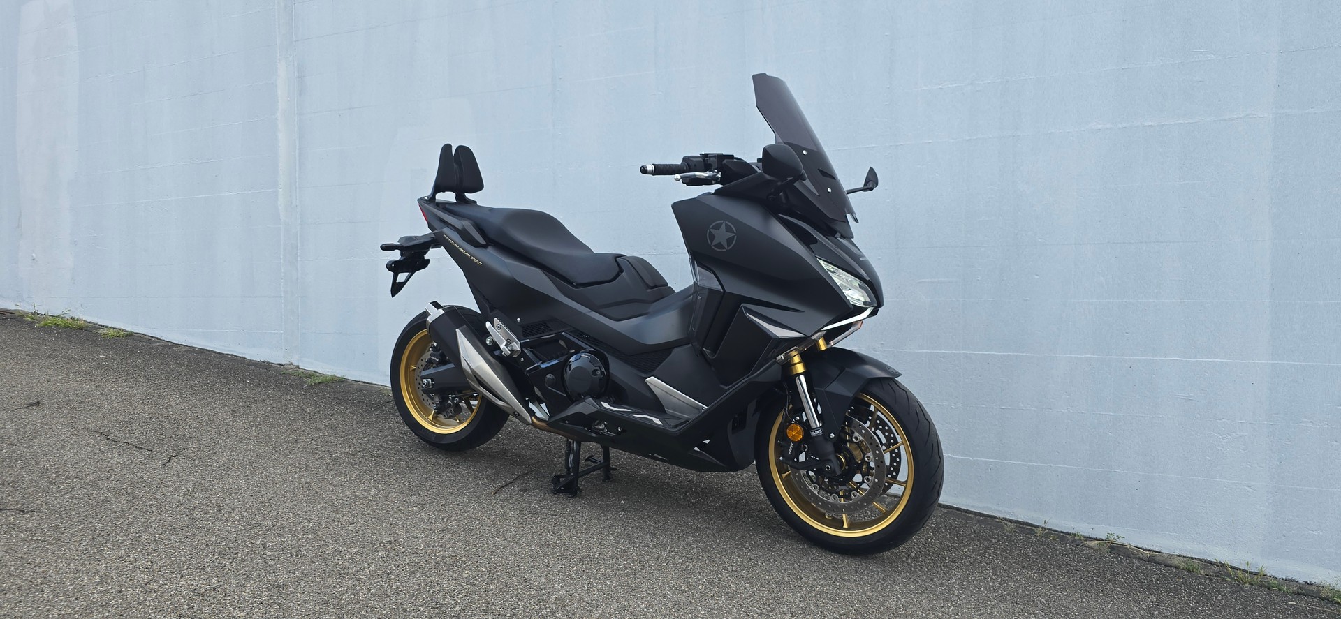 HONDA NSS 750