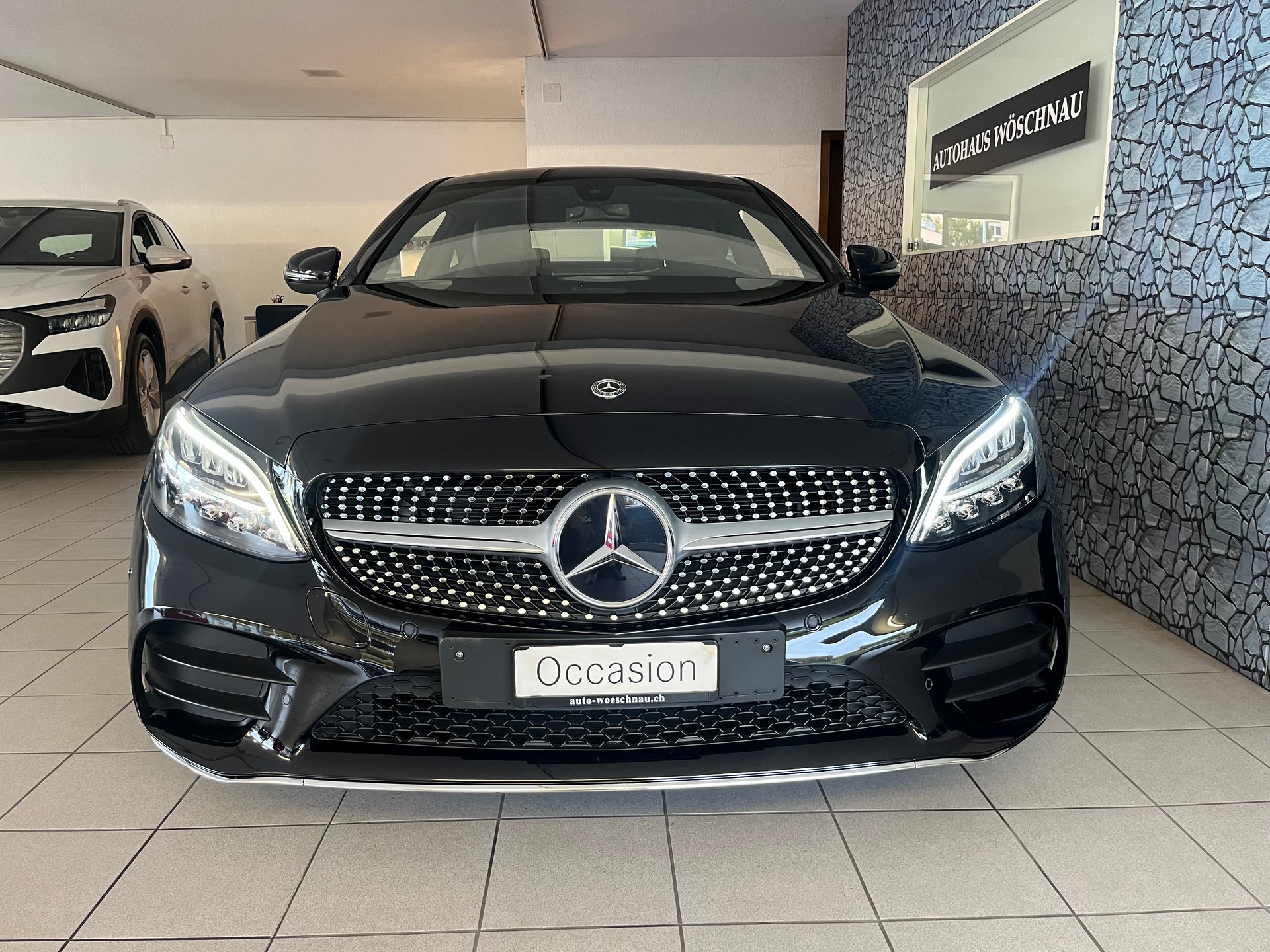 MERCEDES-BENZ C 180 AMG Line Coupé-image-5