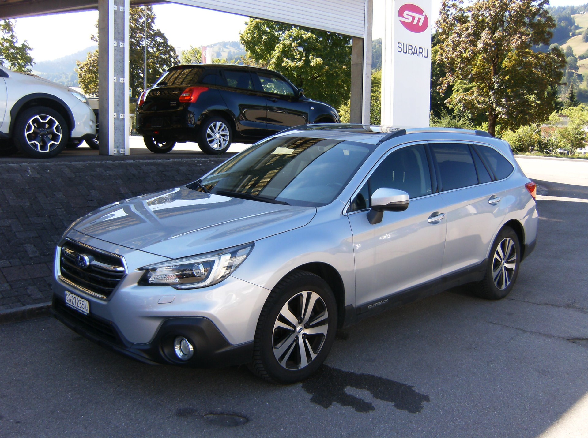 SUBARU Outback 2.5i Luxury AWD Lineartronic