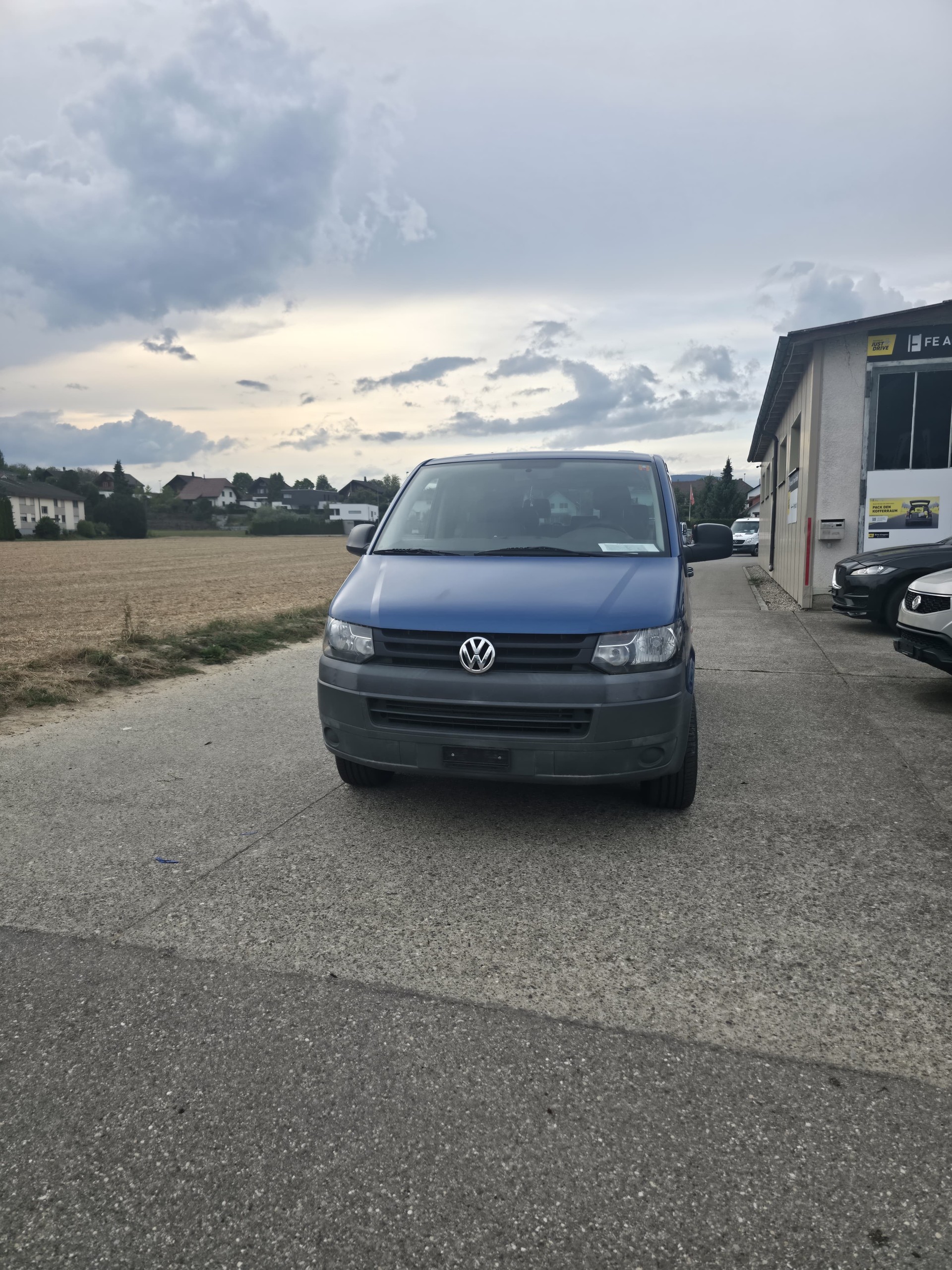 VW T5 multivan Comfortline 2.0 TDI CR 4Motion DSG-image-0