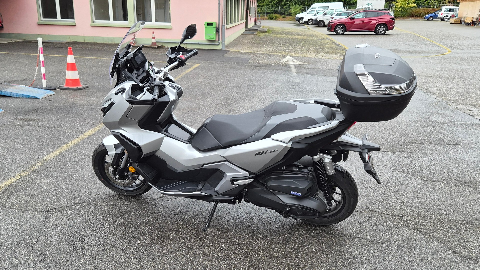 HONDA ADV 350-image-5