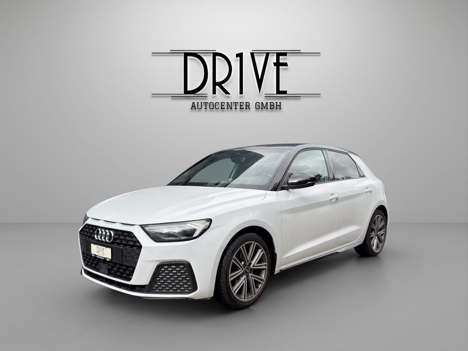 AUDI A1 Sportback 30 TFSI Attraction S-tronic-image-0