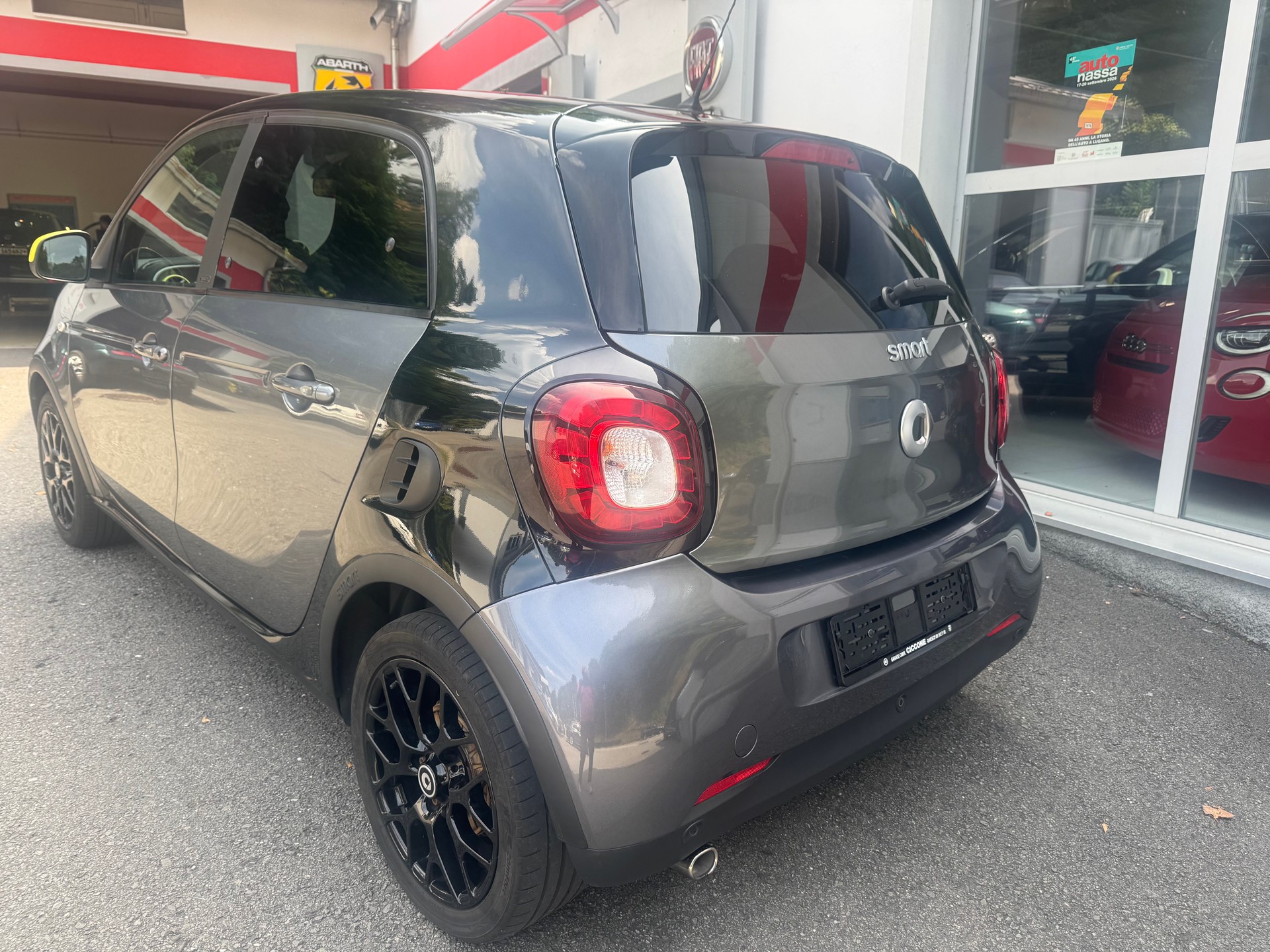 SMART forfour passion twinmatic-image-3